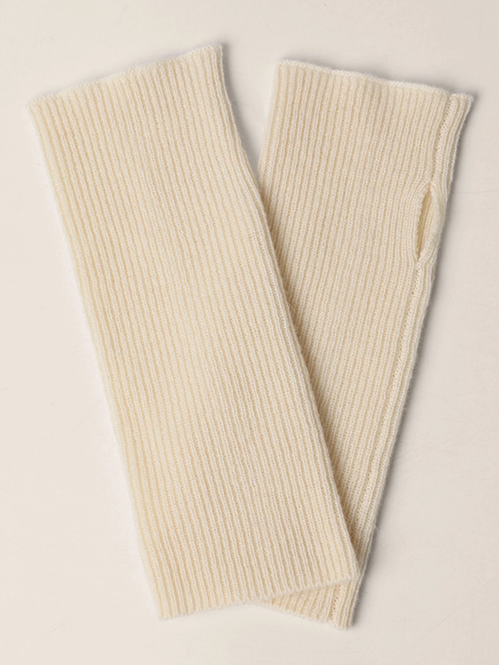 100% Cashmere Fingerless Knit Gloves - Image 8