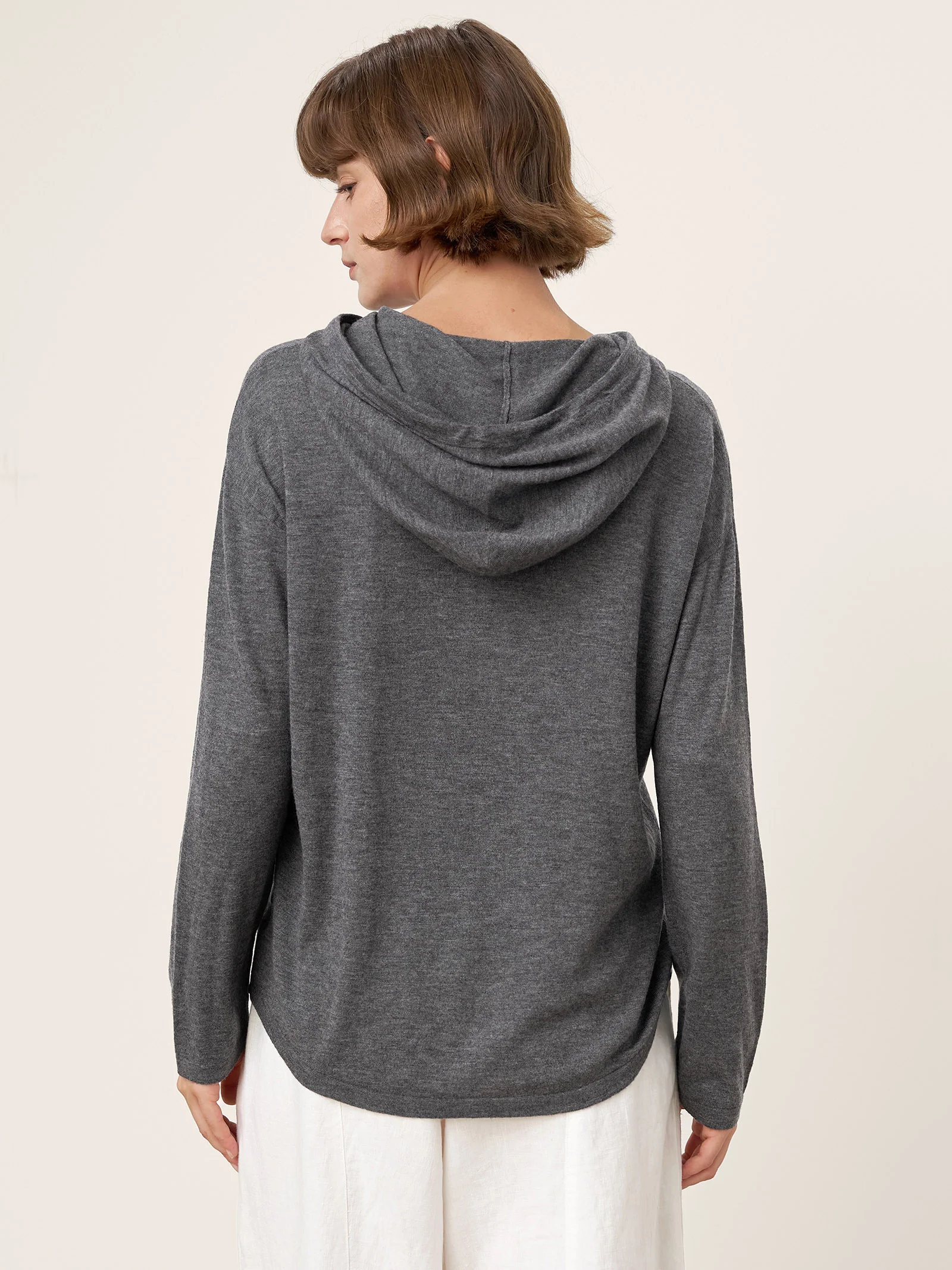 100% Extra-Fine Merino Wool Knit Hooded Sweatshirt SIA - Image 3
