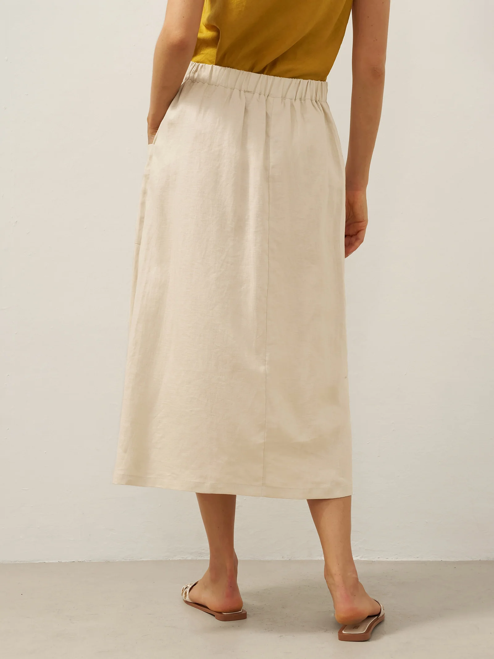 100% Linen Elastic Waist Angled Wrap Skirt FRESSA - Image 11