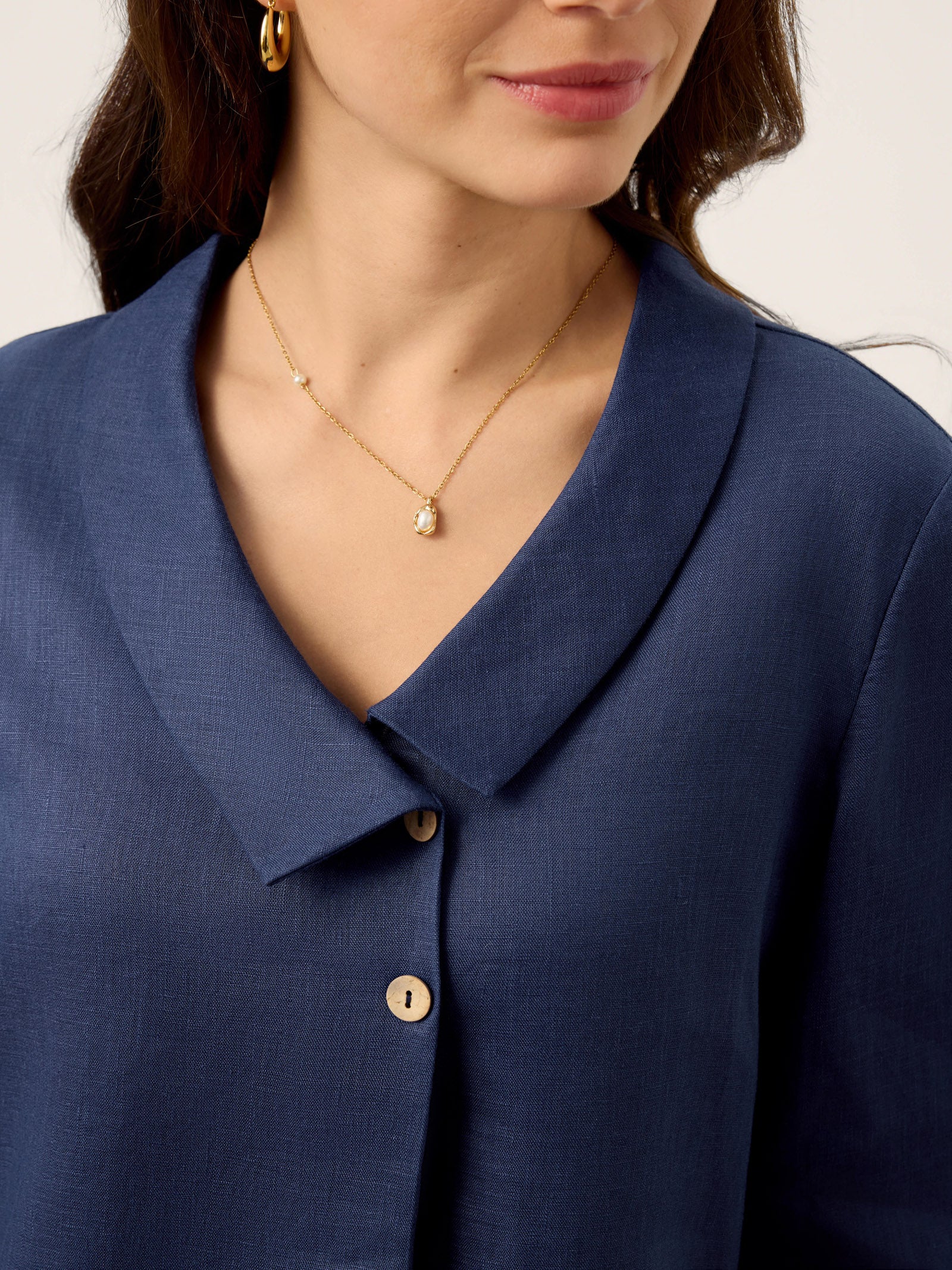 100% Linen Asymmetric Collar Inverted Pleat Top OTTILIE - Image 8