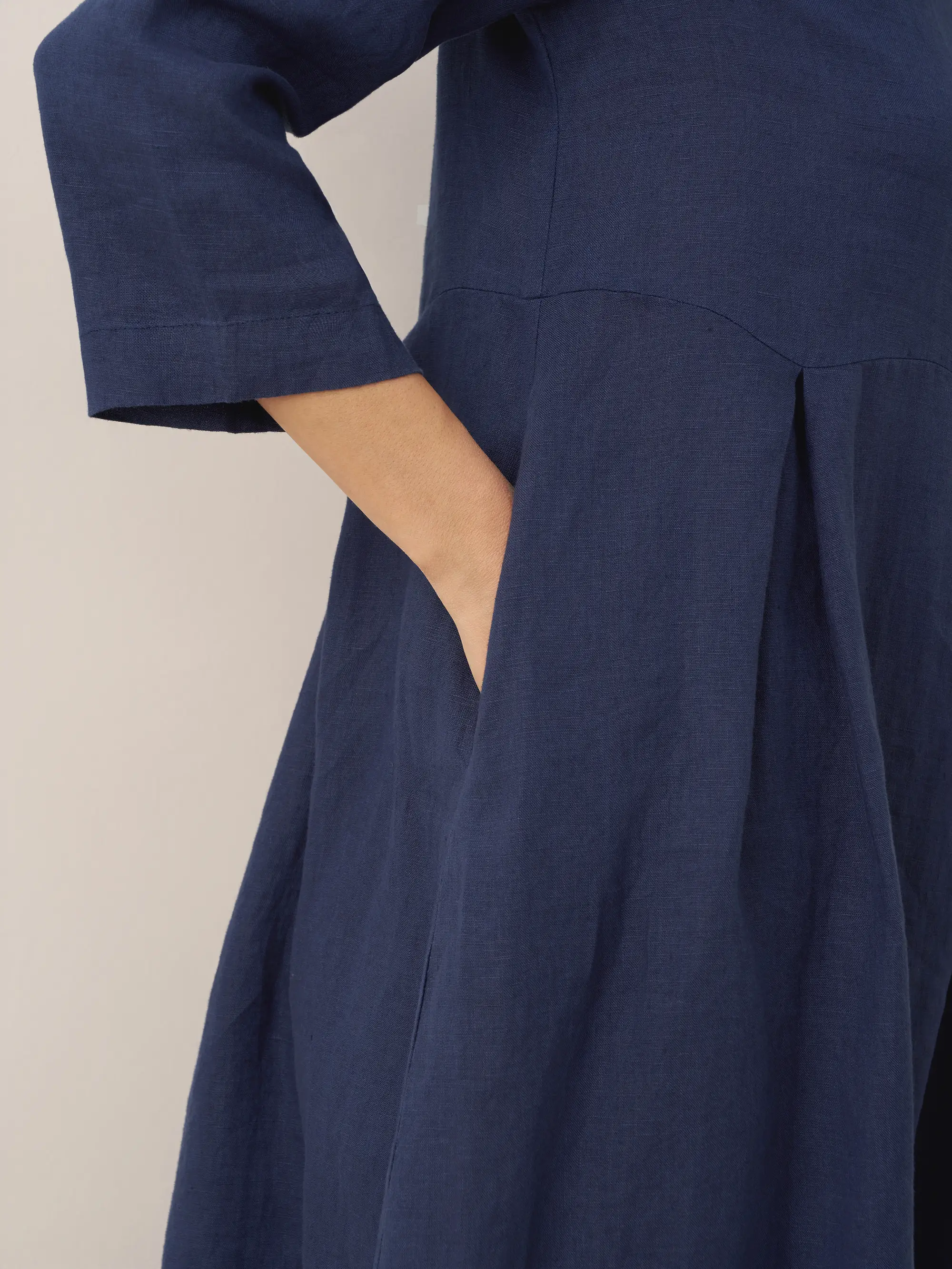 100% Linen Bateau Neck Pleated Maxi Dress ABIGAIL - Image 30