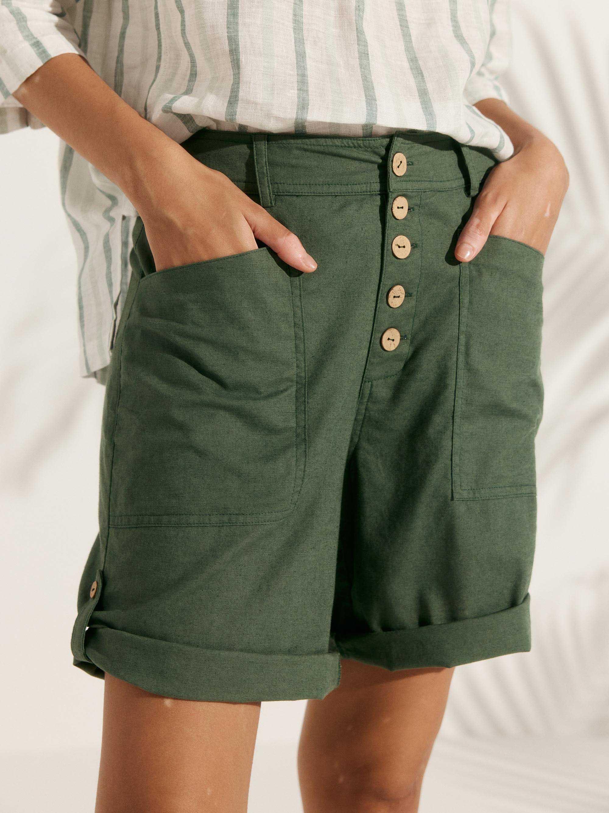 Linen Button-Fly Quarter Shorts LUCY - Image 9