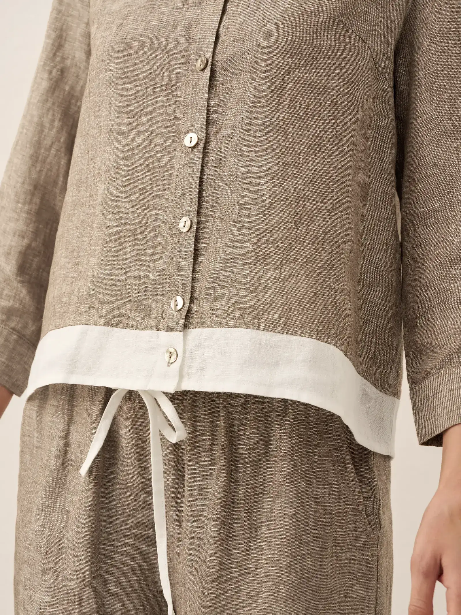 100% Linen Buttoned Closure Color-Blocked Shirt JANICE - Image 27