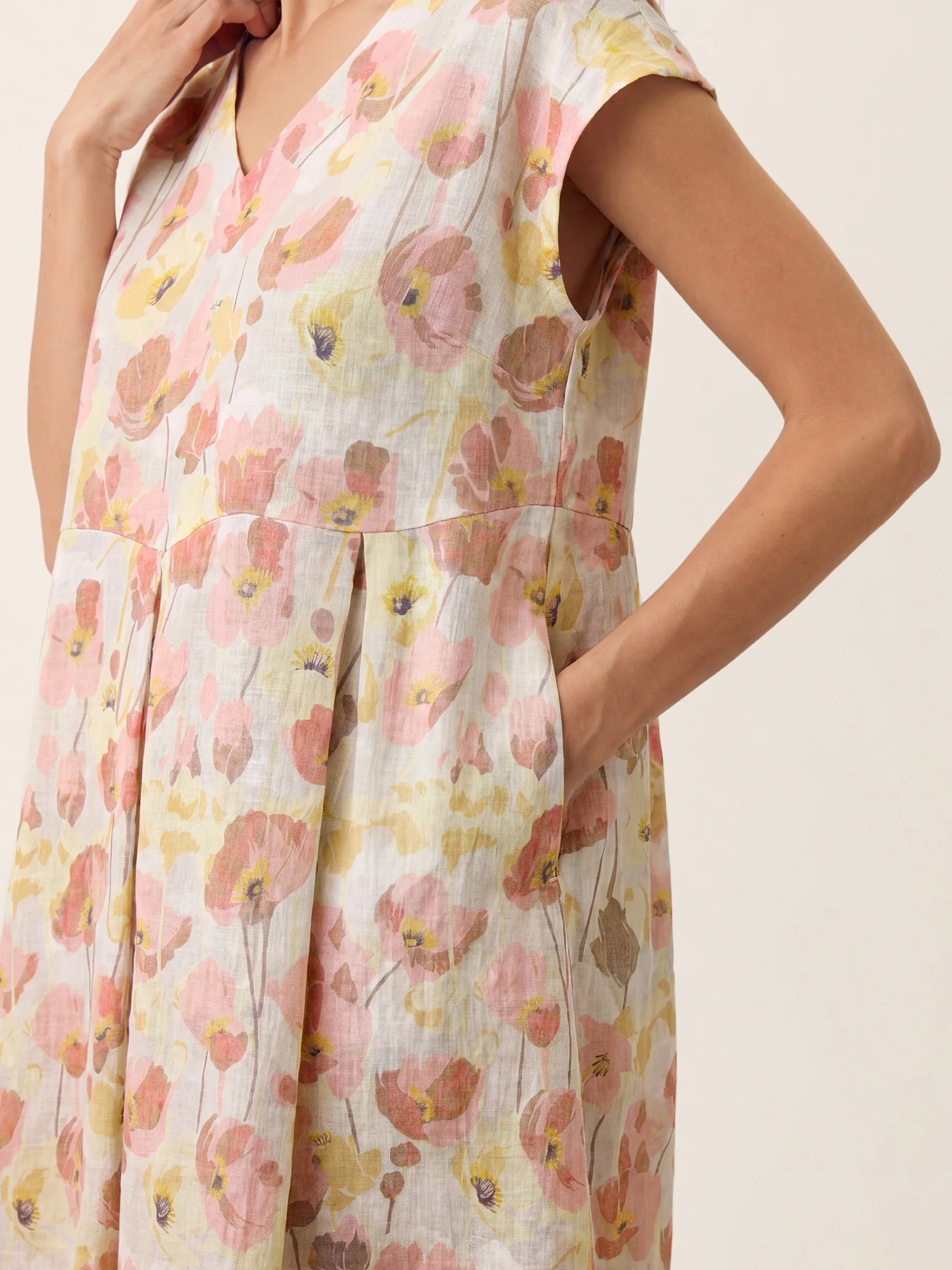 100% Linen Carnation Print Scalloped Waist Maxi Dress HARRIET - Image 15