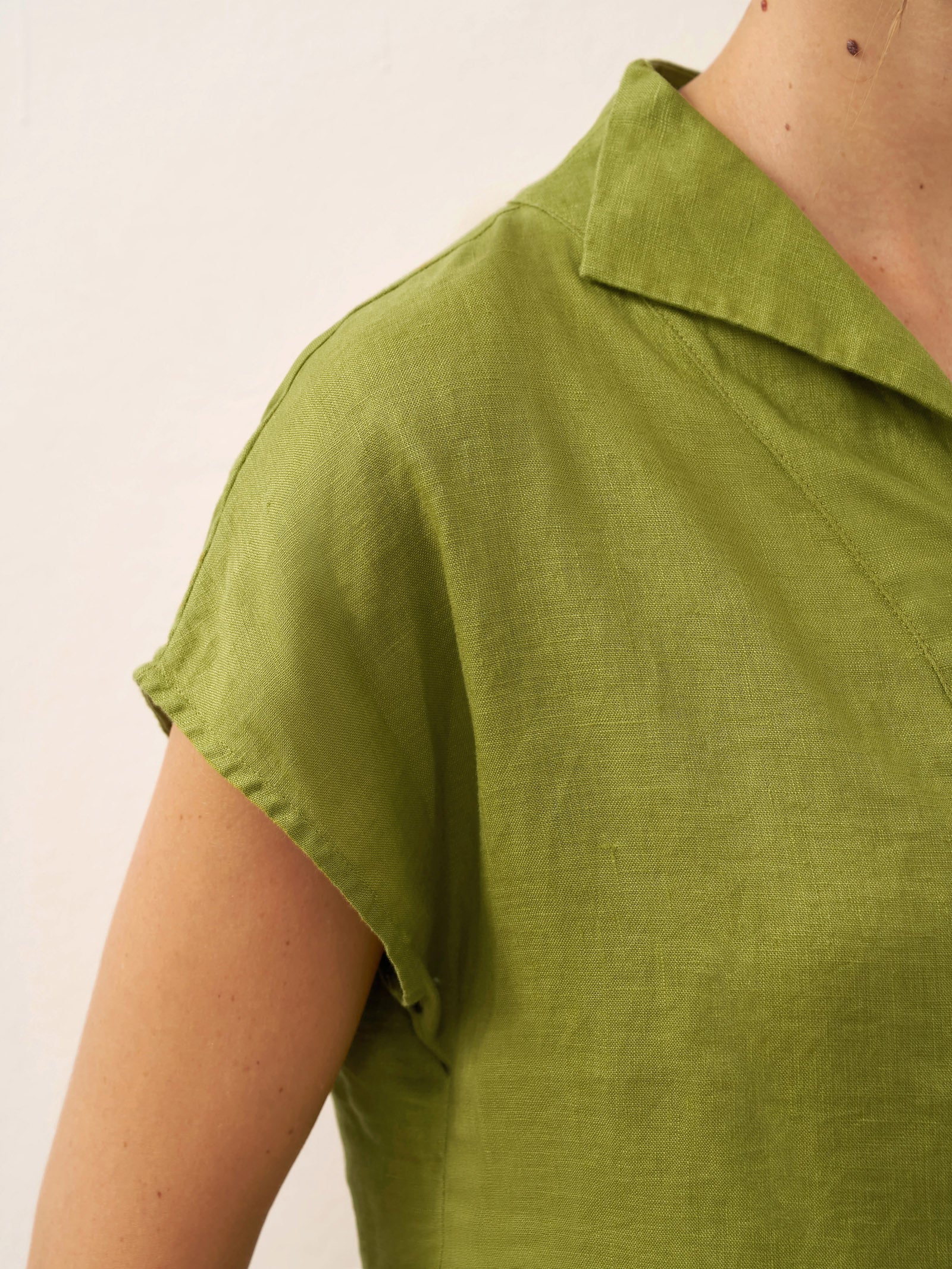 100% Linen Collared Cap Sleeve Top IVY - Image 10