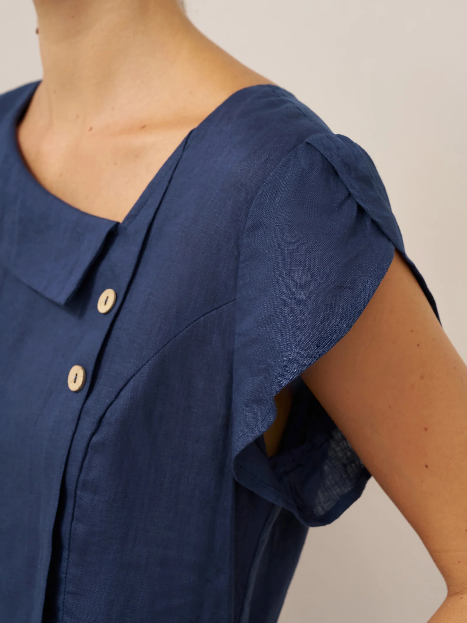 100% Linen Crescent Collar Flutter Sleeve Midi Dress FIONA - Image 12