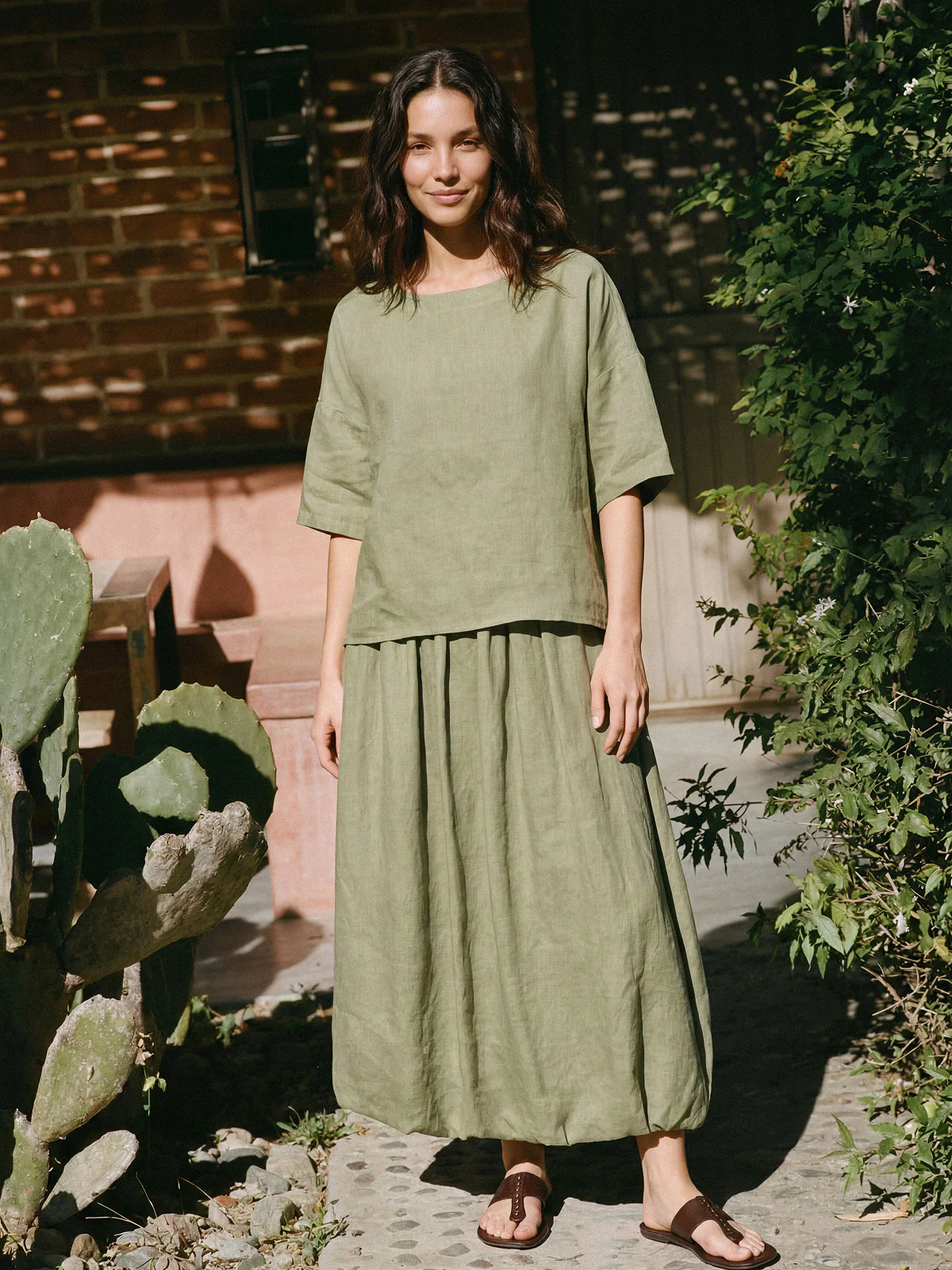 100% Linen Drop Shoulder Shirred Back High-Low Hem Top LINDSEY - Image 3