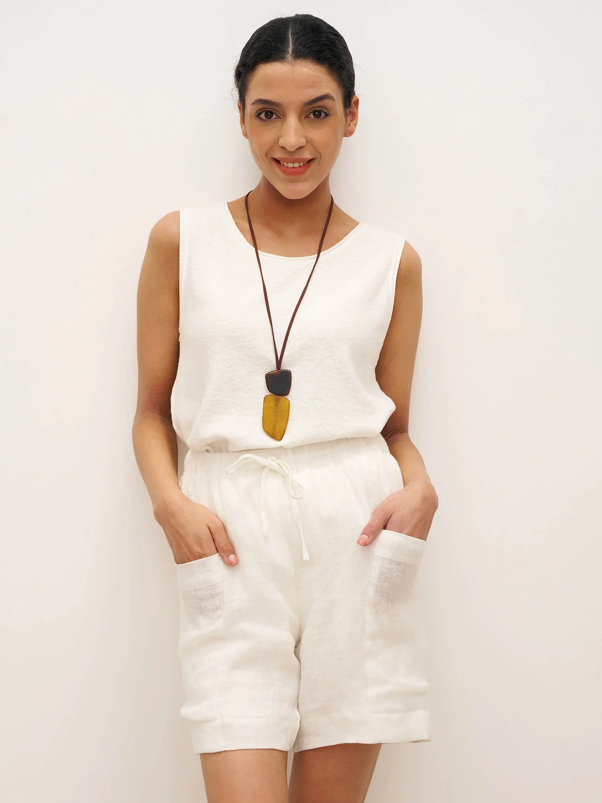 100% Linen Elastic Waist Drawstring Shorts with Pockets DELILAH - Image 2