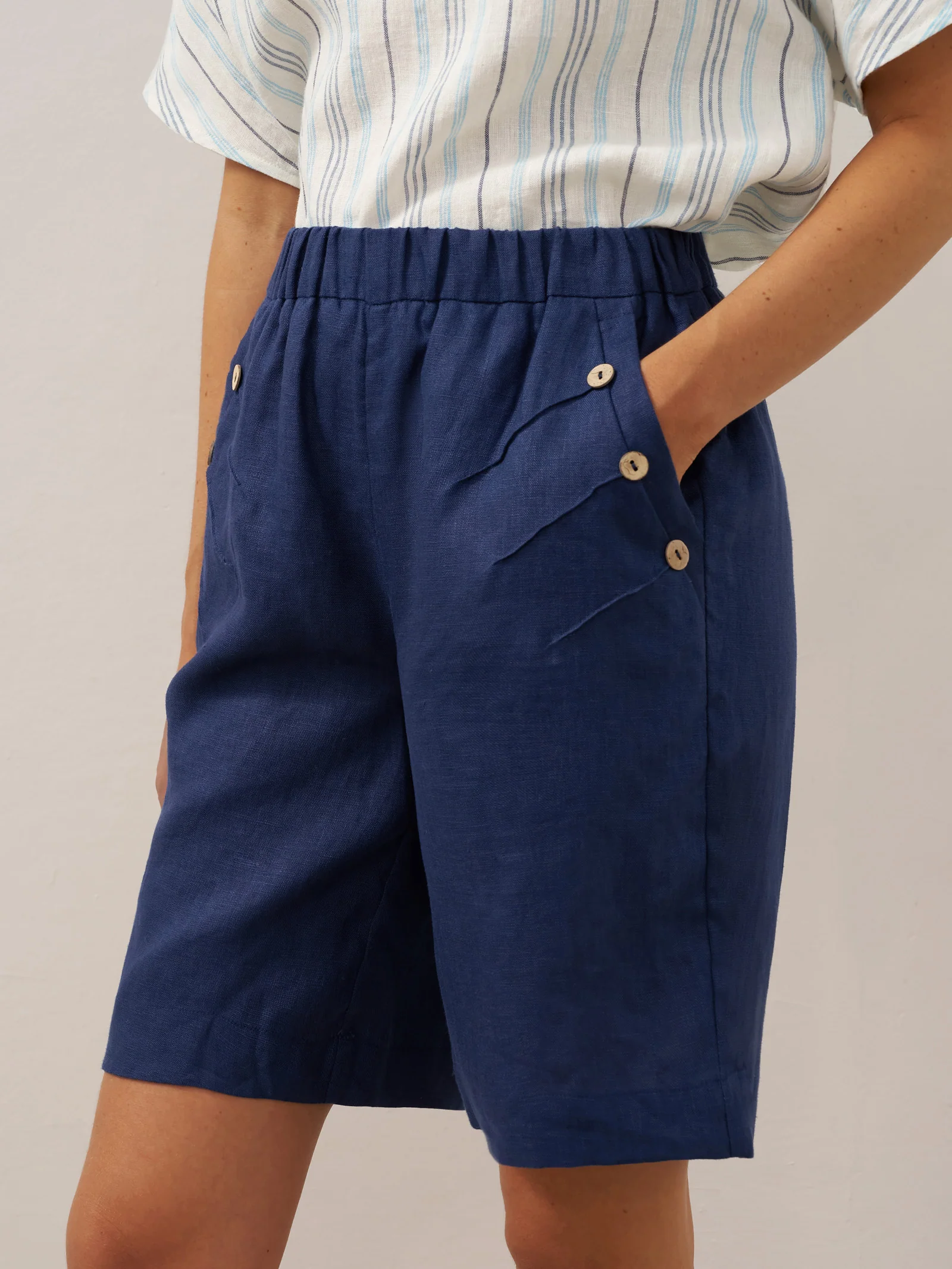 100% Linen Elastic Waistband Capri Pants ANNA - Image 5