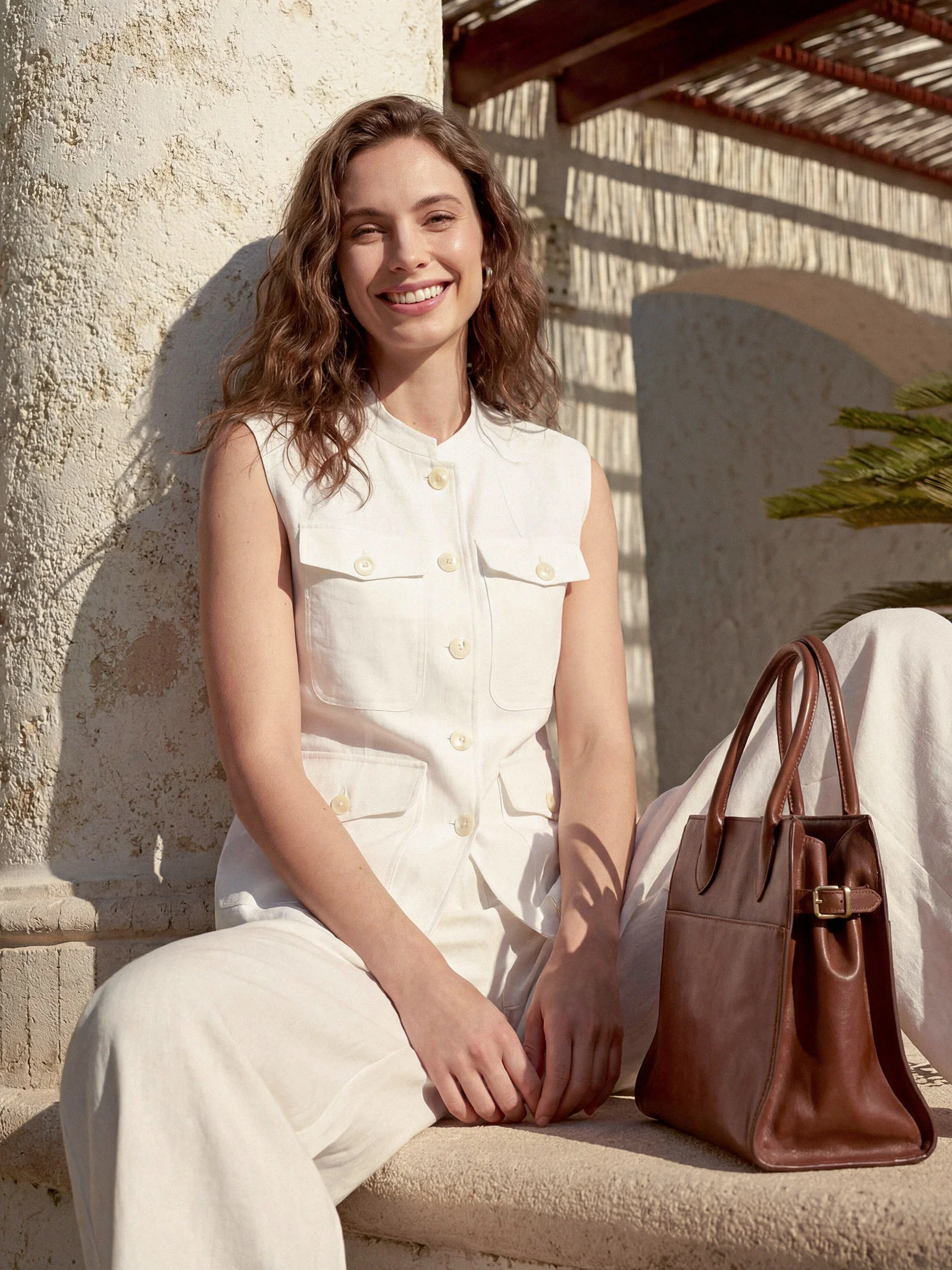 100% Linen Four-Pocket Tailored Sleeveless Vest COSIMA - Image 2