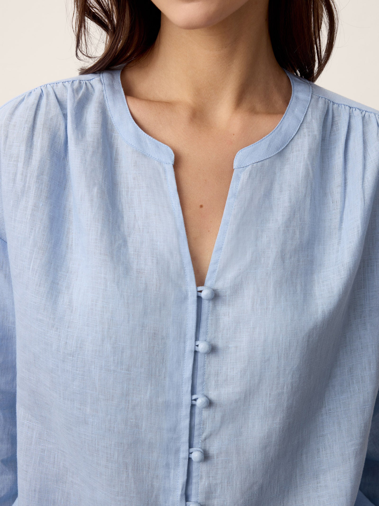100% Linen Frog-Button Split-Neck Shirt GISELA - Image 4