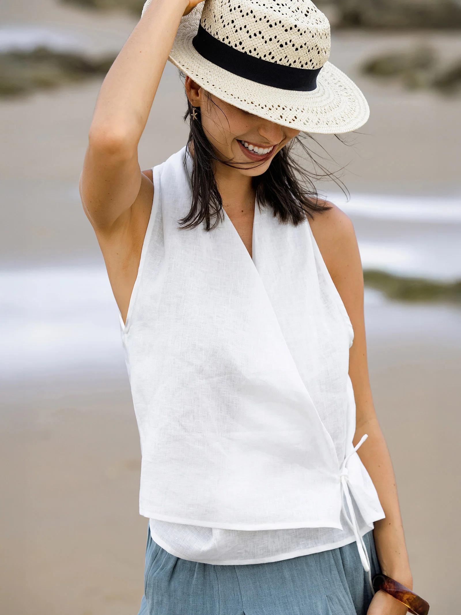 100% Linen Halter Neck Tie-Front Crop Top FAYE - Image 4