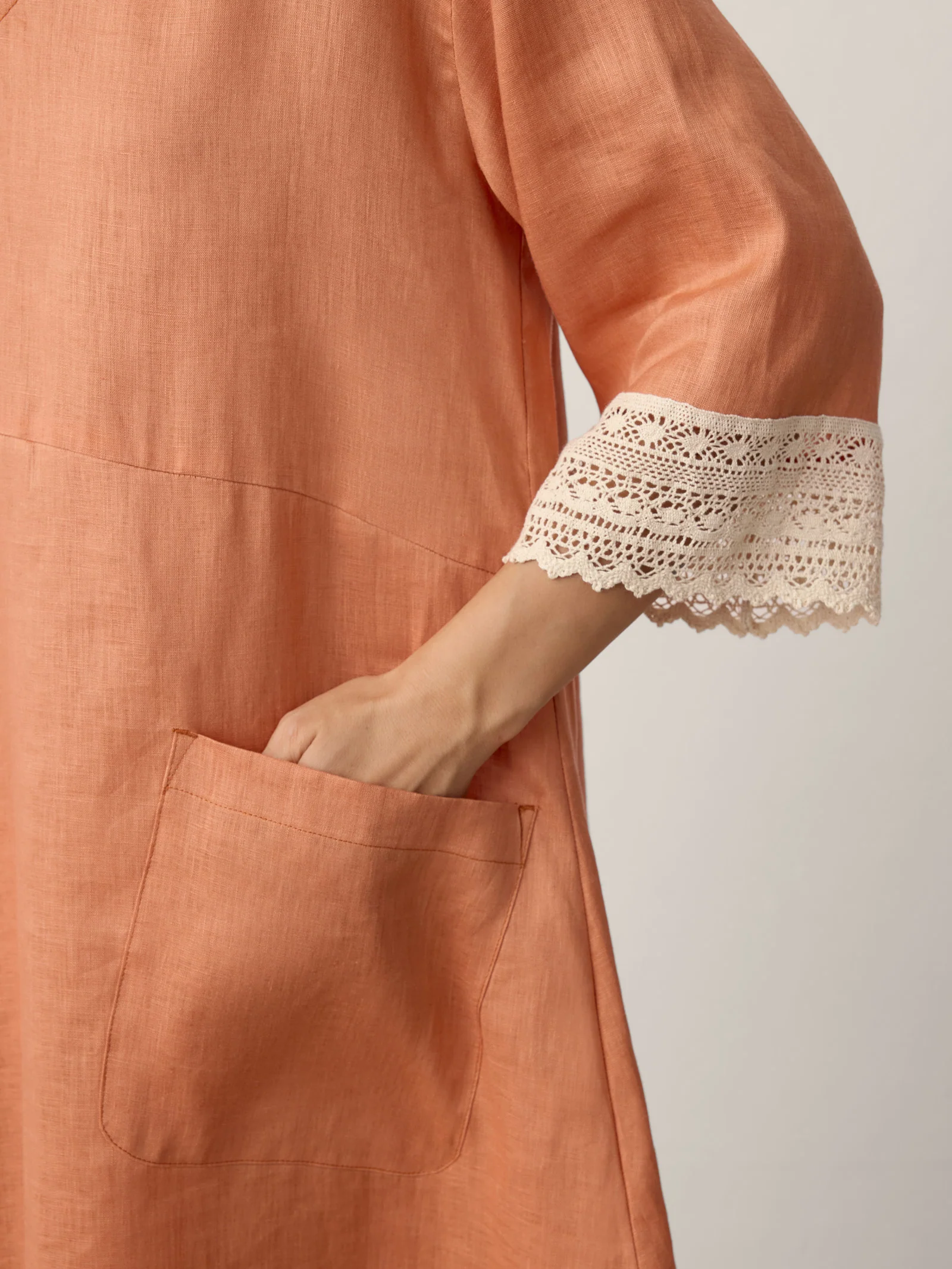 100% Linen Lace-Cuff Cocoon Maxi Dress PETRA - Image 4