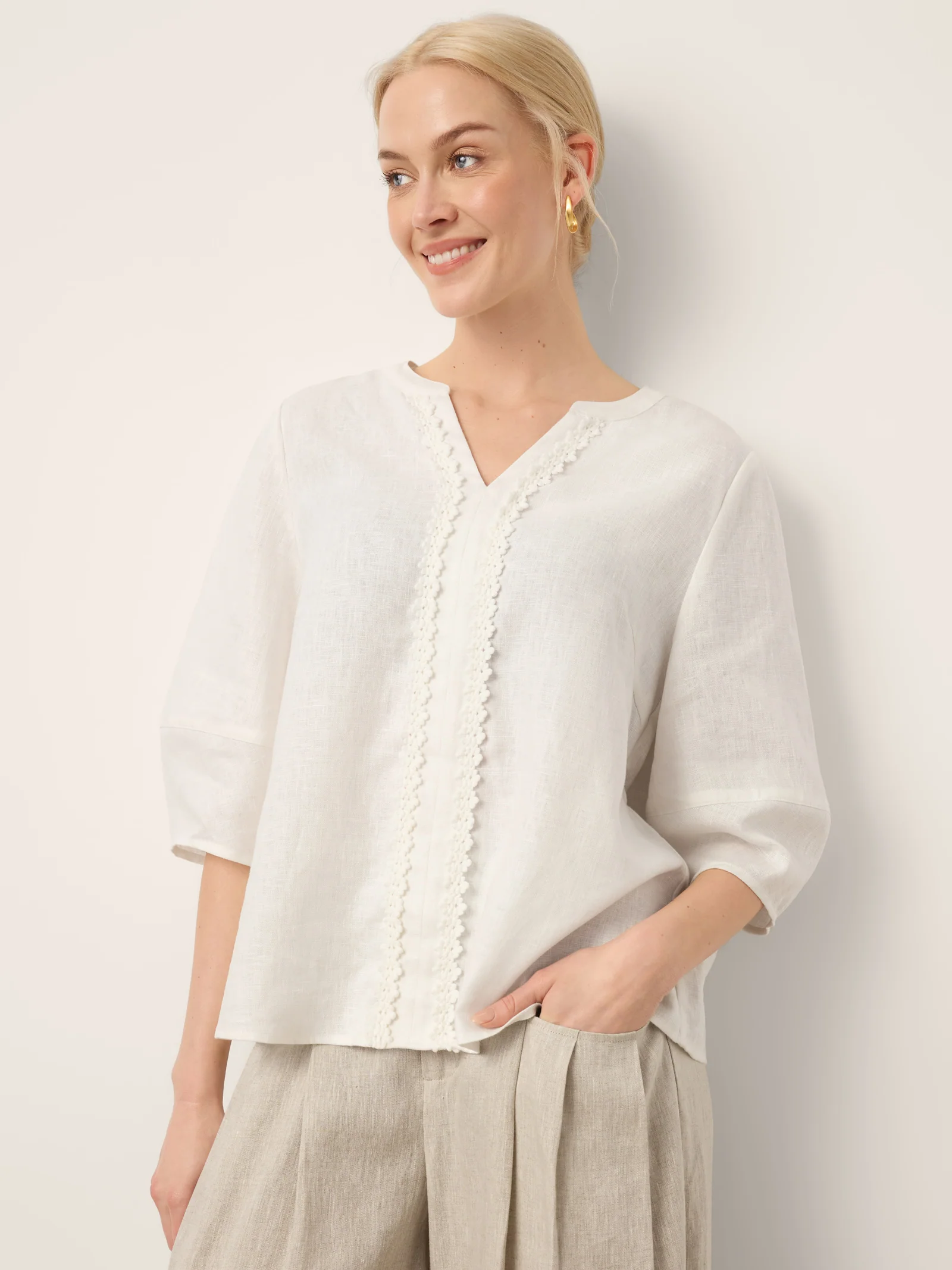 100% Linen Lace Trim Lantern Sleeve V-Neck Top LIVIAN - Image 6