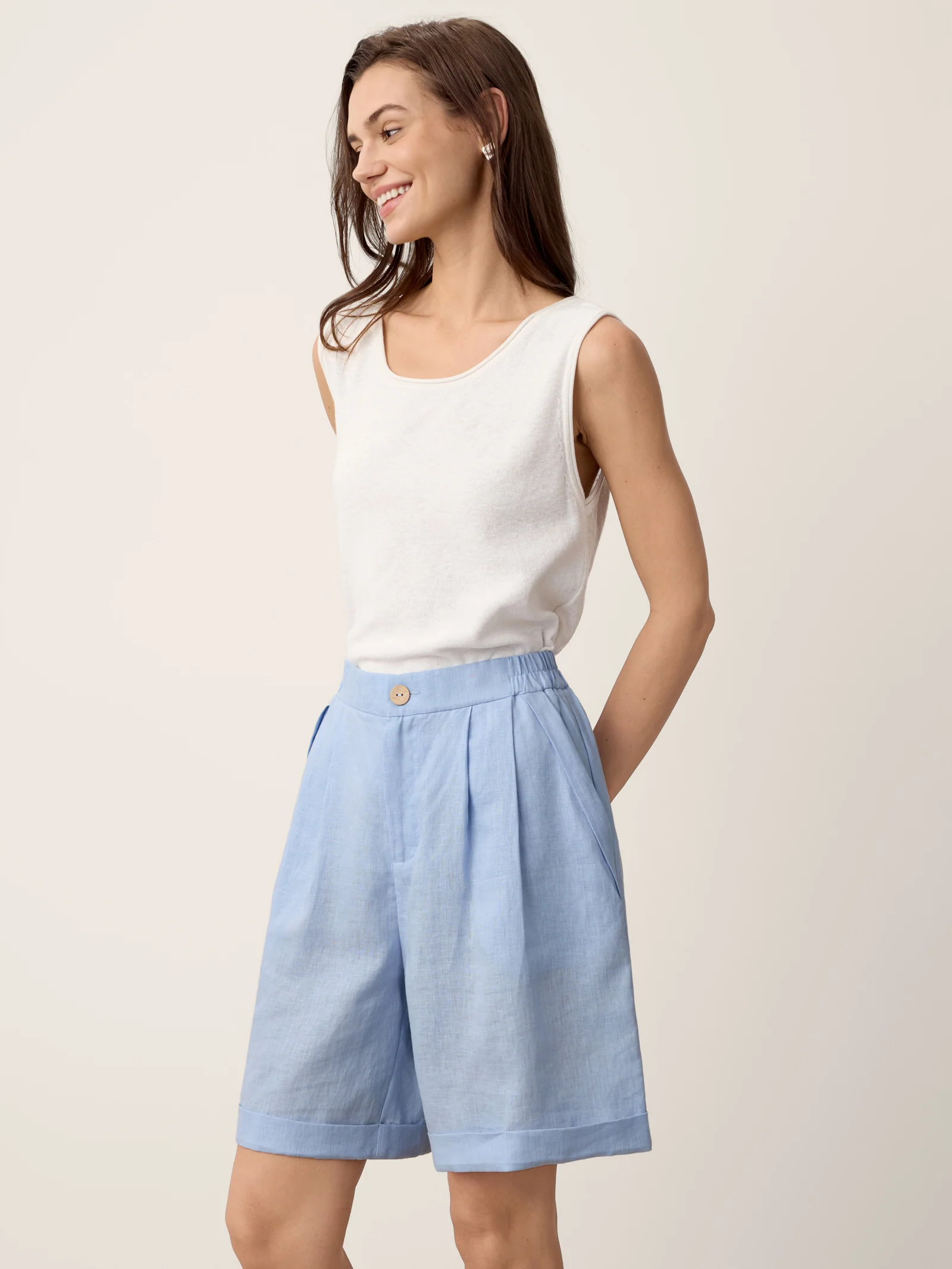 100% Linen Pleated Cuffed Shorts IRISSA - Image 9