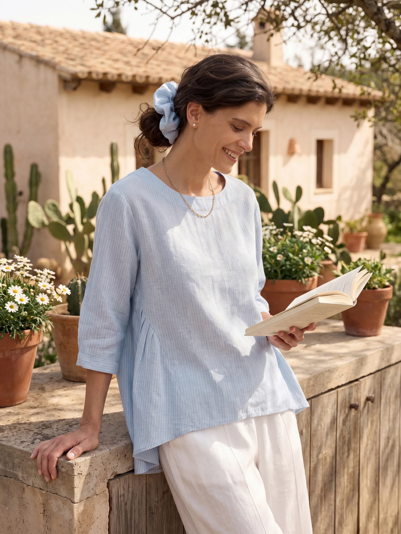100% Linen Round Neck Artistic Stripe Top FLORENCE - Image 2