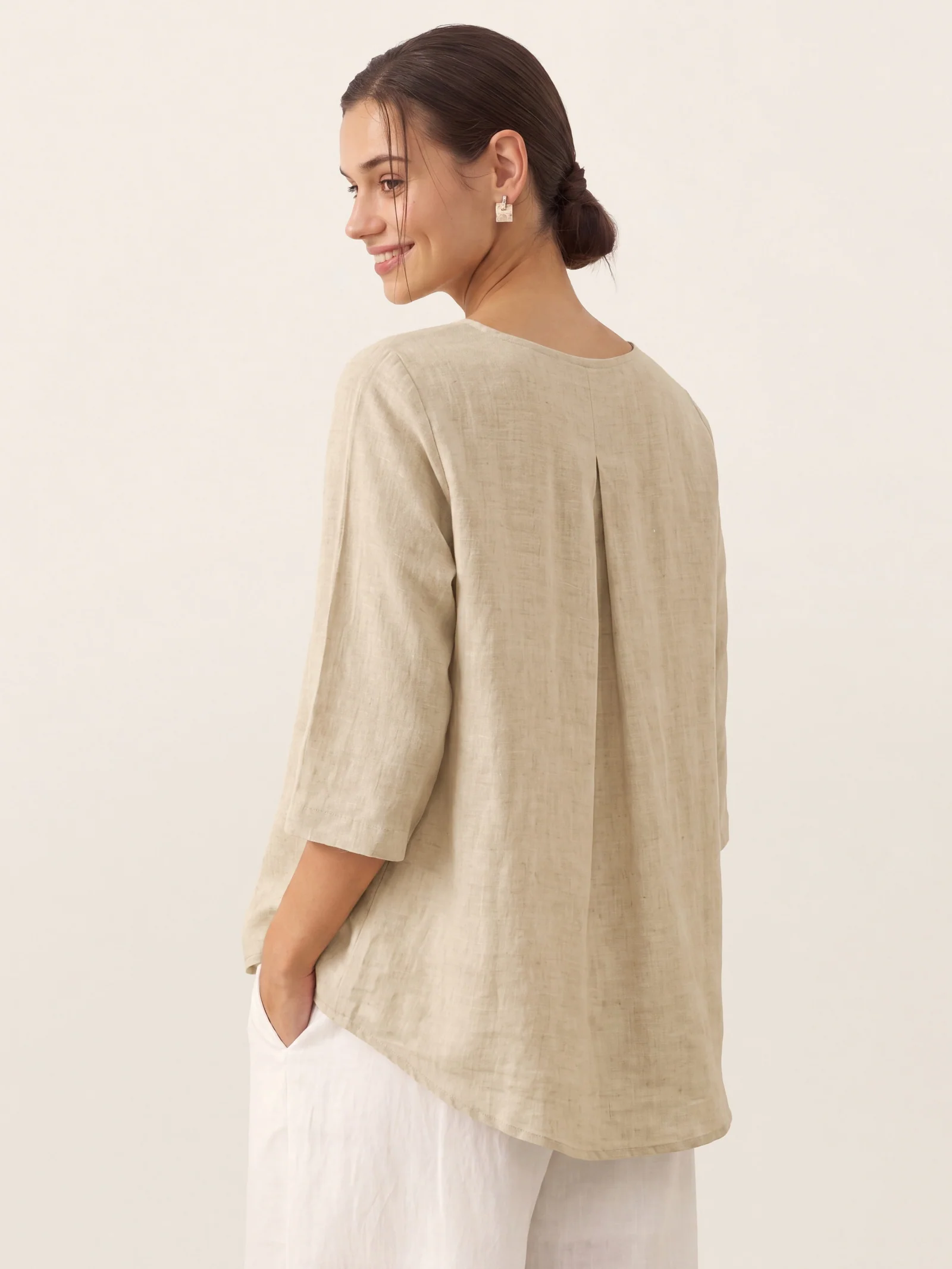 100% Linen Round Neck Asymmetrical Hem Top BRIANNA - Image 24