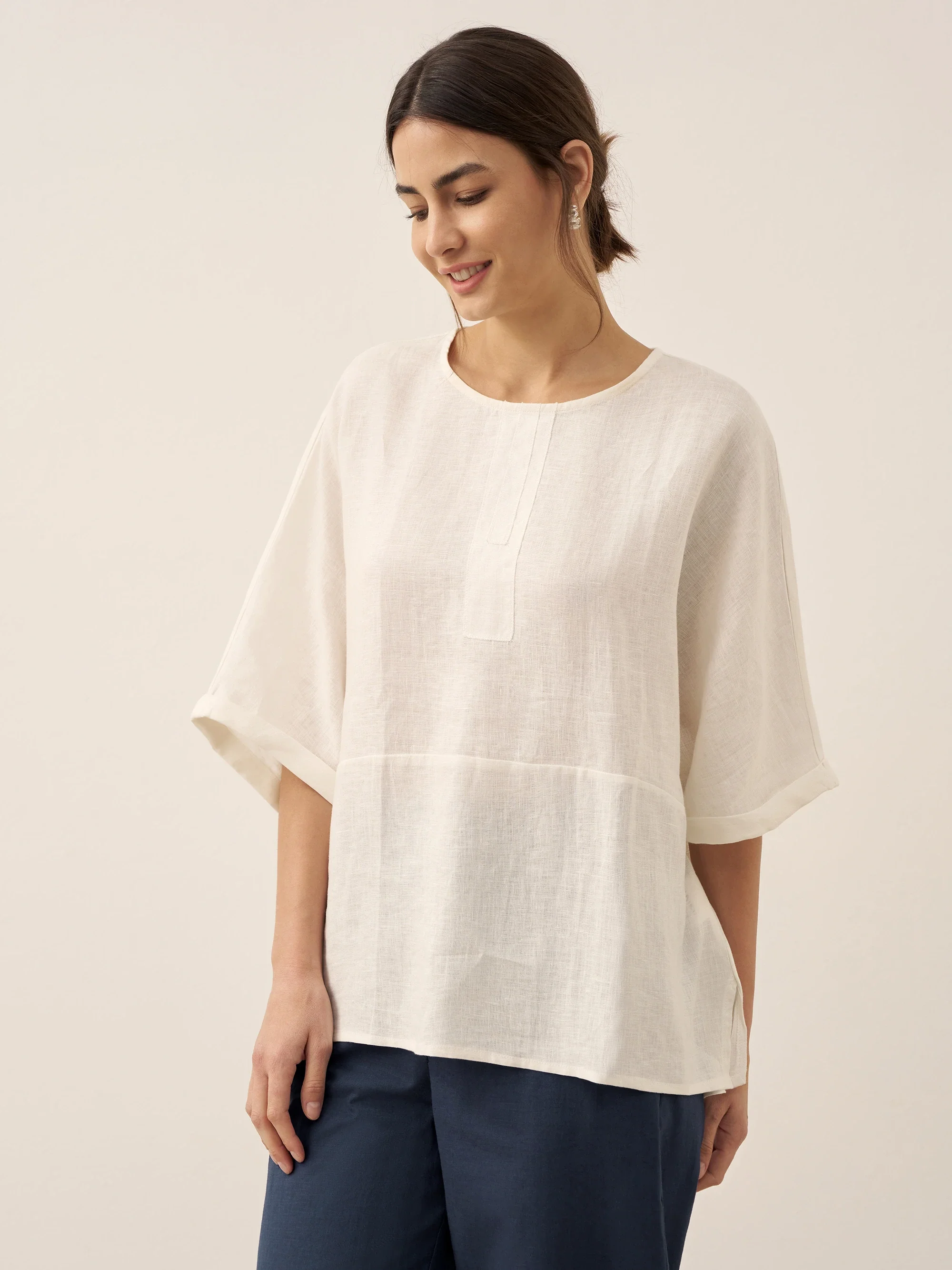 100% Linen Round Neck Mid-Sleeve Top ROBYN - Image 4