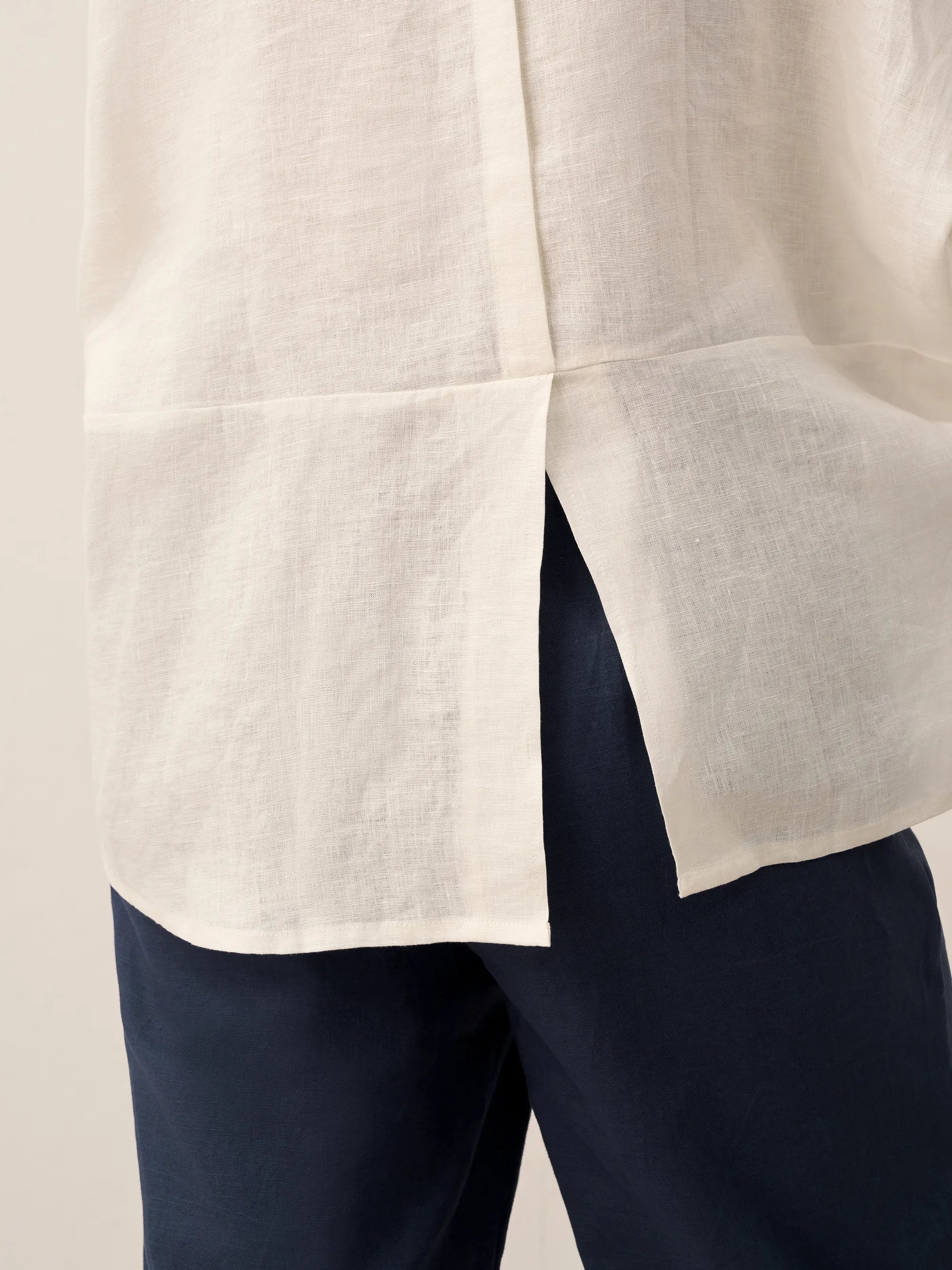 100% Linen Round Neck Mid-Sleeve Top ROBYN - Image 8