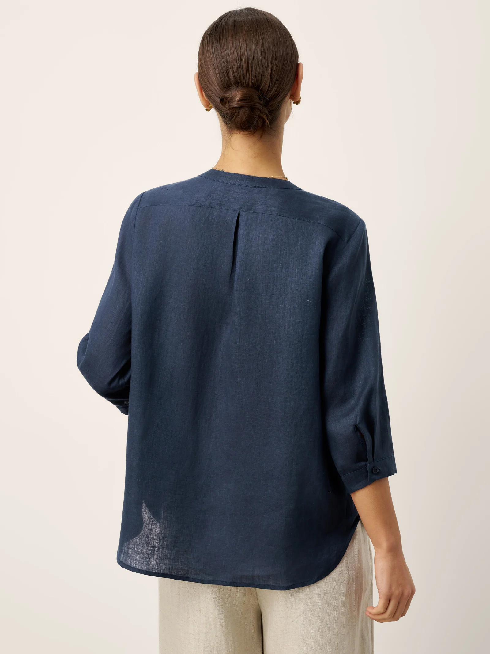100% Linen Sculpted Accordion Pleat Crew Neck Shirt RANA - Image 8