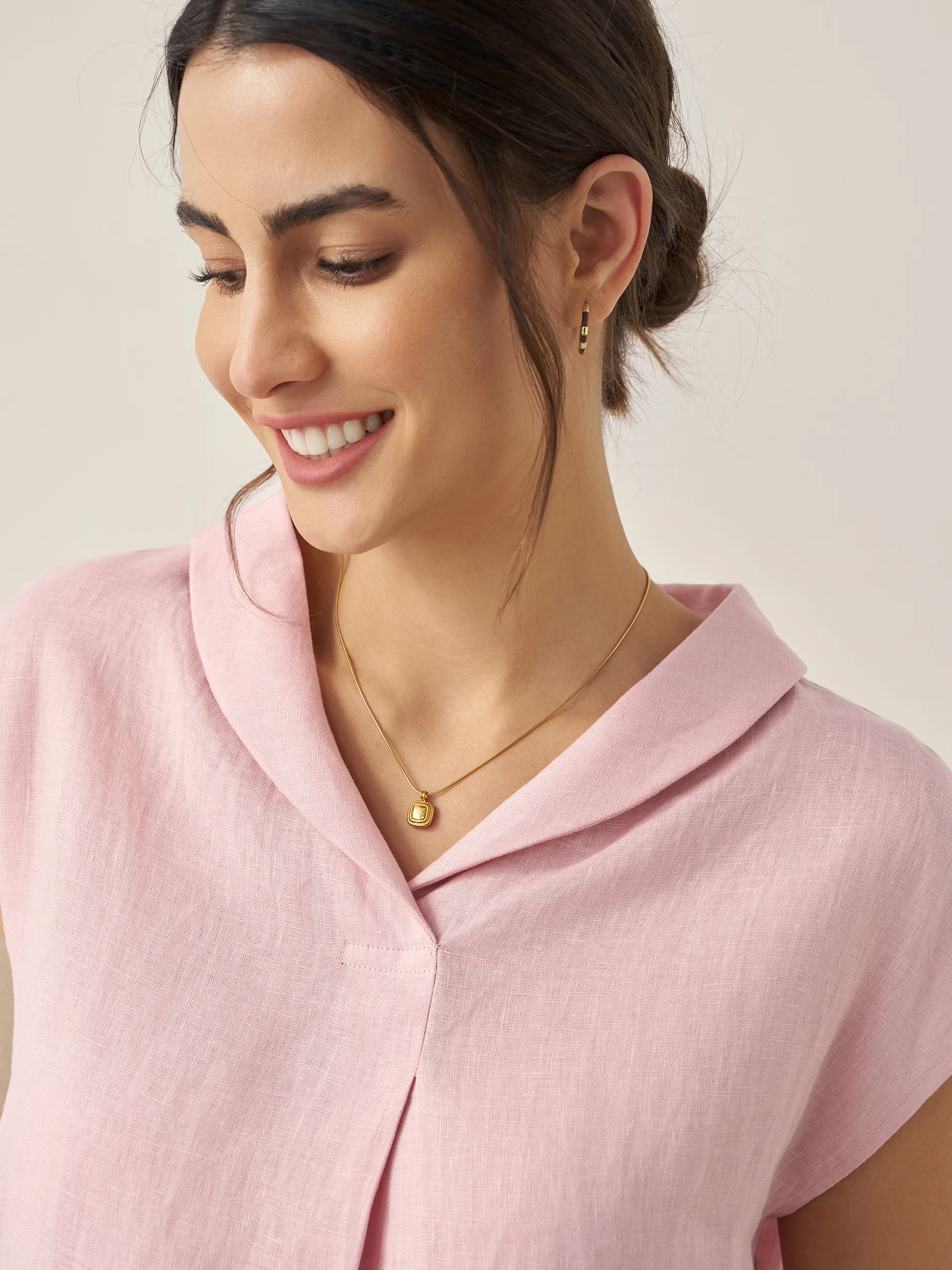 100% Linen Shawl V-Neck Cap Sleeves Top ELARA - Image 9