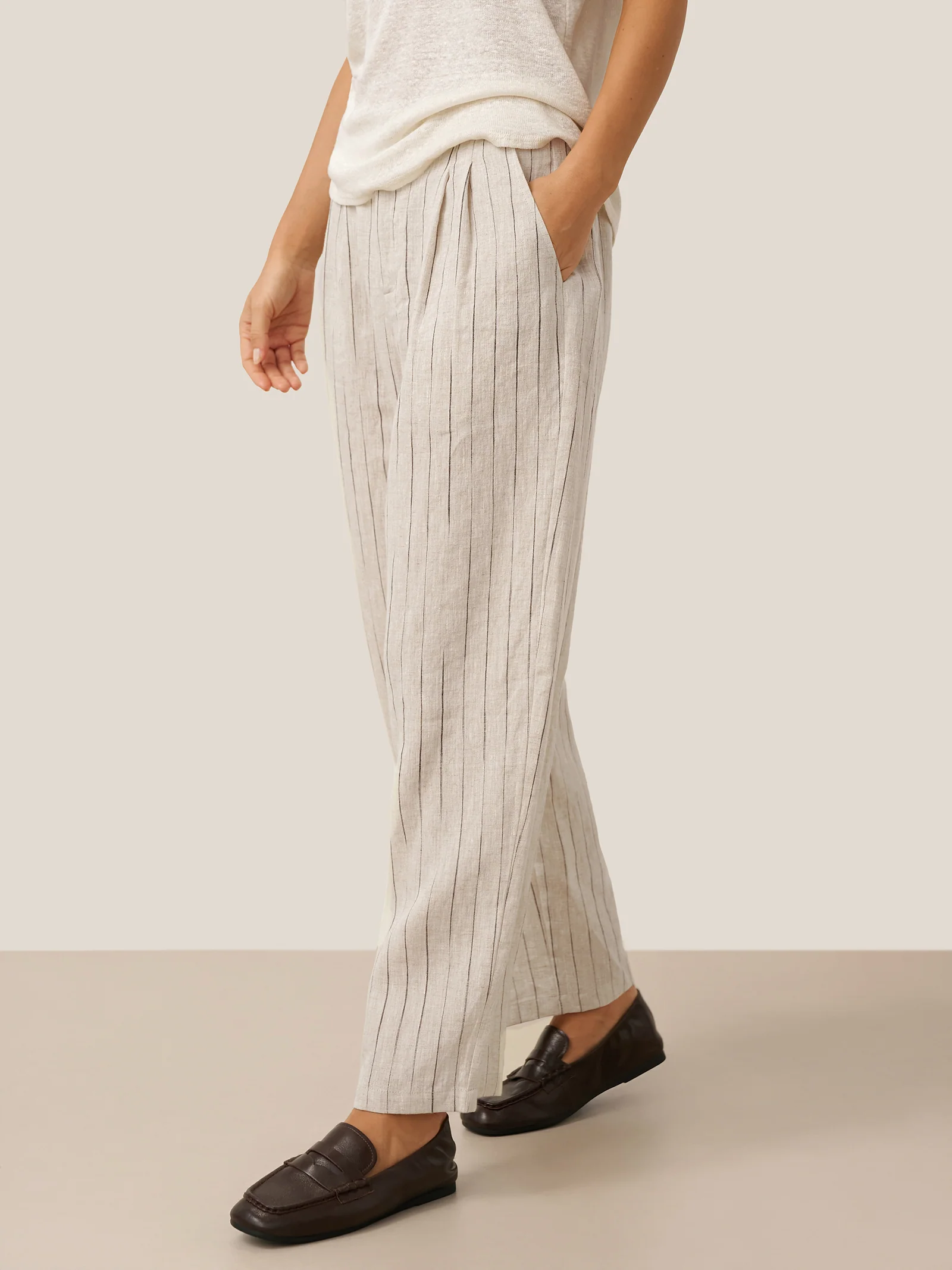100% Linen Sketch Stripe Suit Set ELOISE - Image 12