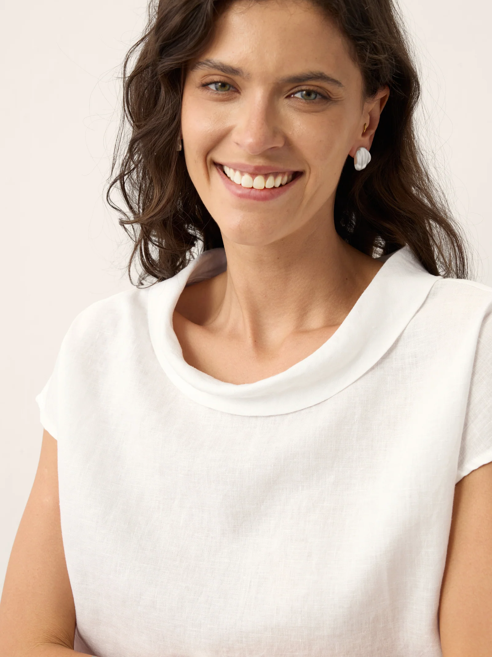 100% Linen Soft-Fold Collar Shell Button Top SABINE - Image 7