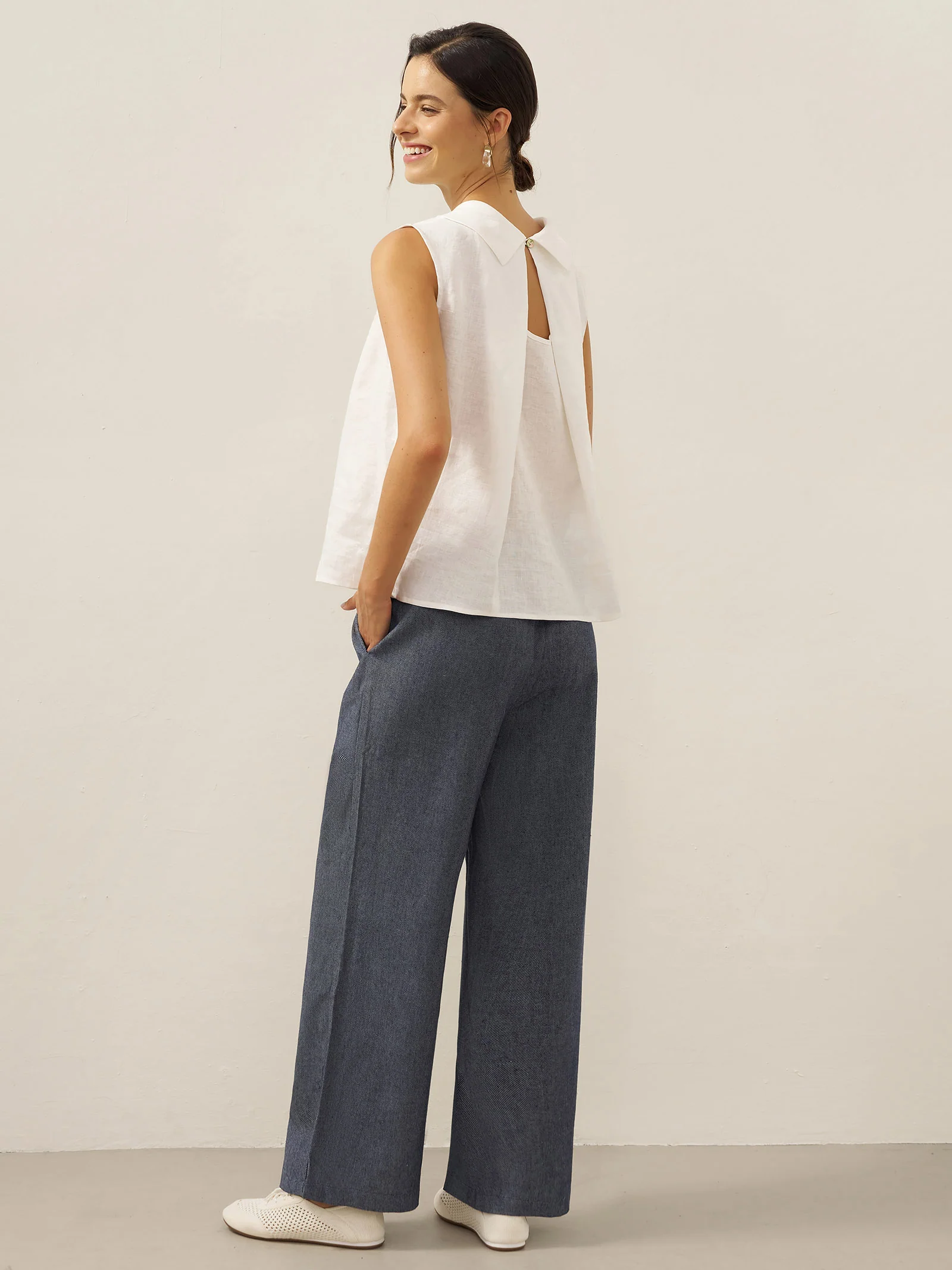 100% Linen Structured Collar Sleeveless Blouse BLAIR - Image 23