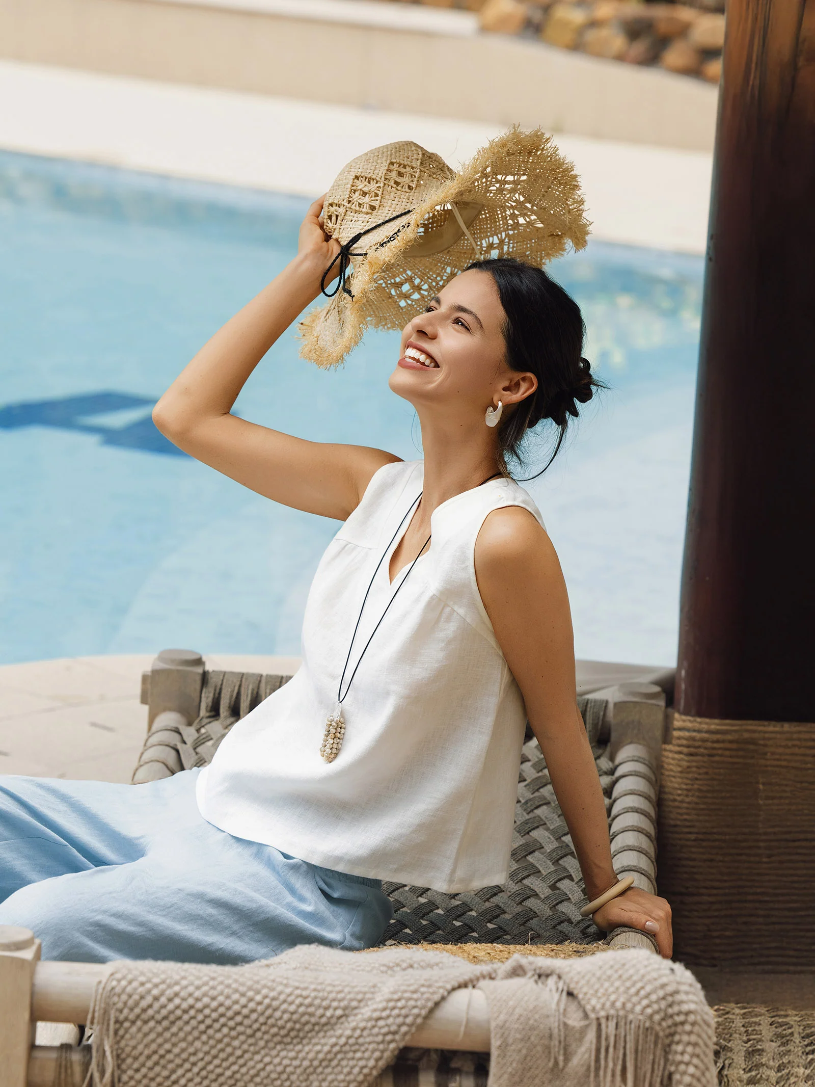 100% Linen V-Neck Sleeveless Tank Top NICOLE - Image 2