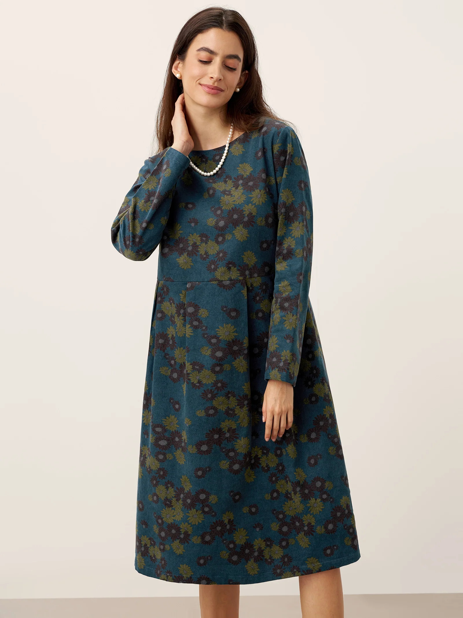 100% Organic Cotton Ruched Print Boat Neck Midi Dress CRESSIDA - Image 4