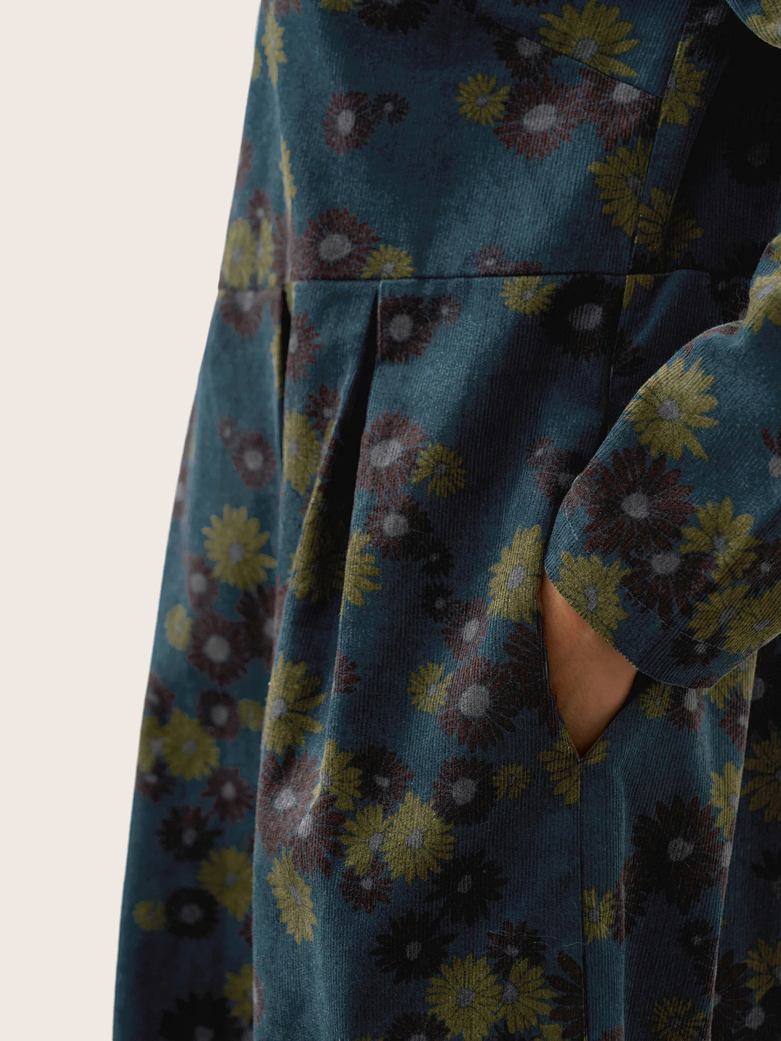 100% Organic Cotton Ruched Print Boat Neck Midi Dress CRESSIDA - Image 5