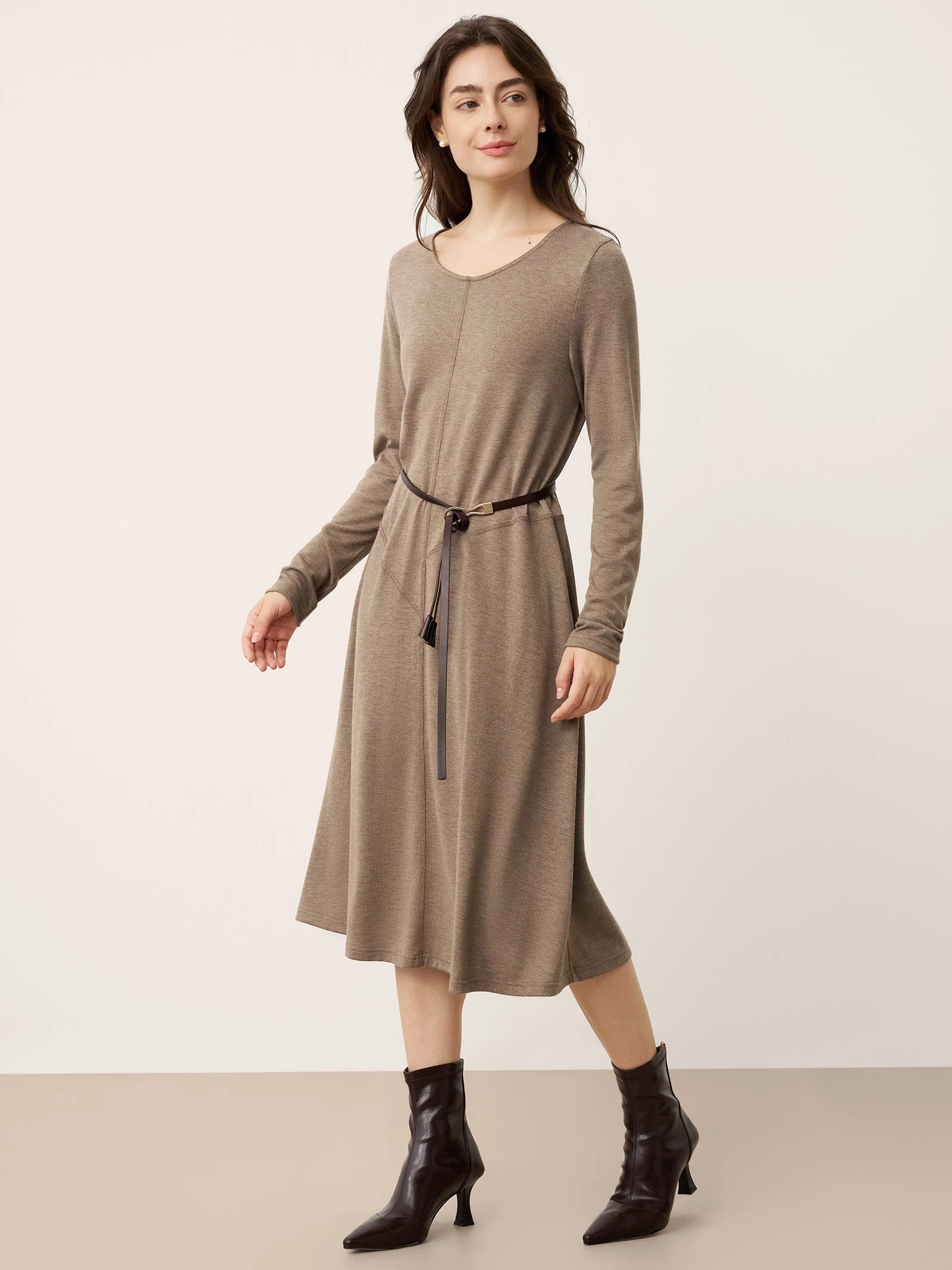Cashmere Crew Neck Sculpted Seam A-Line Midi Dress HARLOW - Image 4