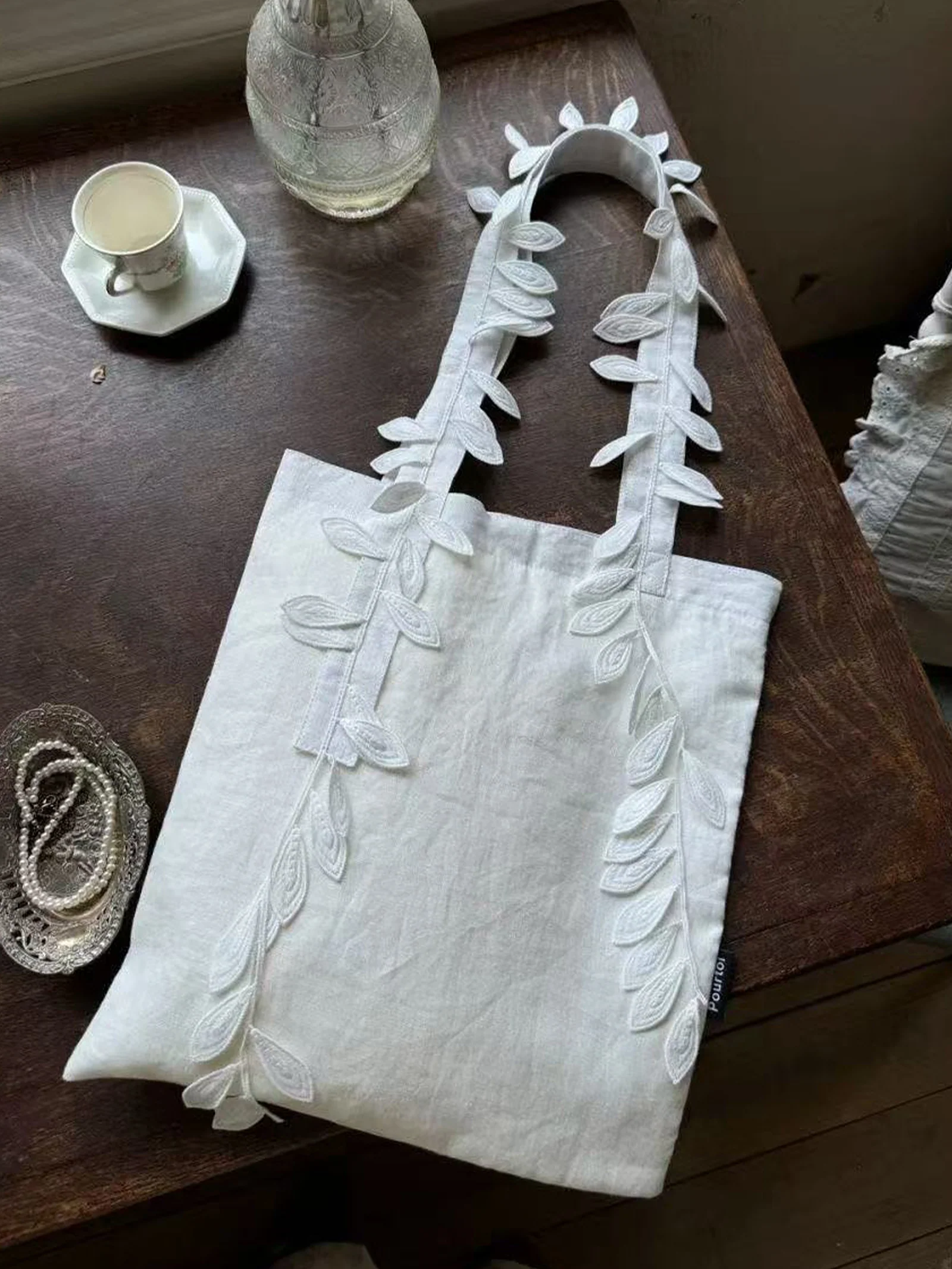 Cotton-Linen Embroidered Fringed Tote Bag - Image 3
