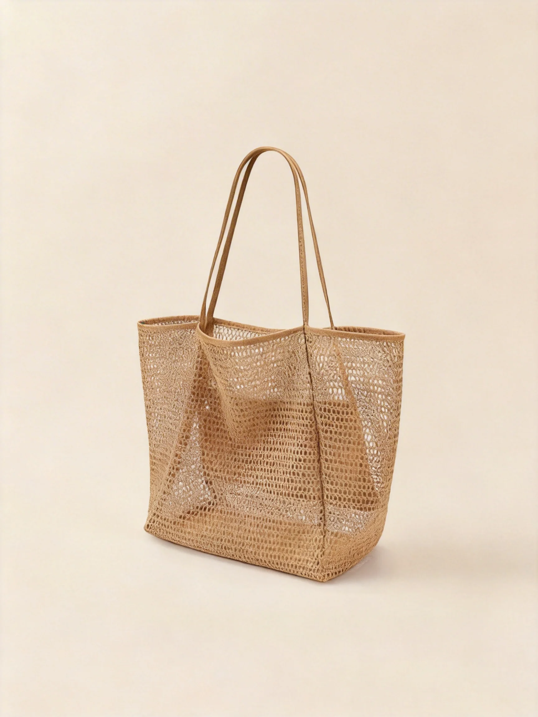 Large Lightweight Mesh Beach Tote Bag Sandproof Travel Bag - Image 7