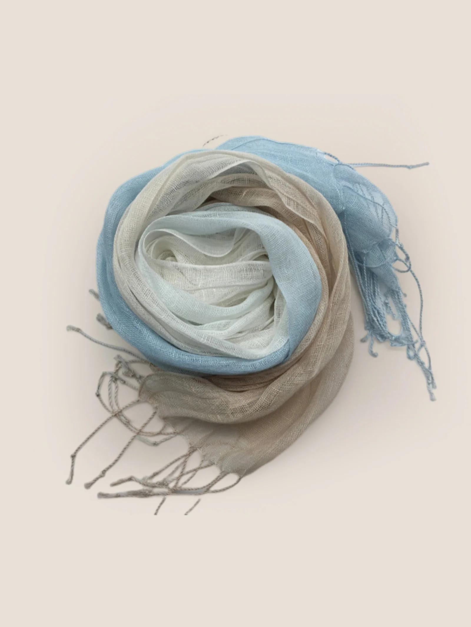 100% Linen Gradient Fringed Light Scarf - Image 10