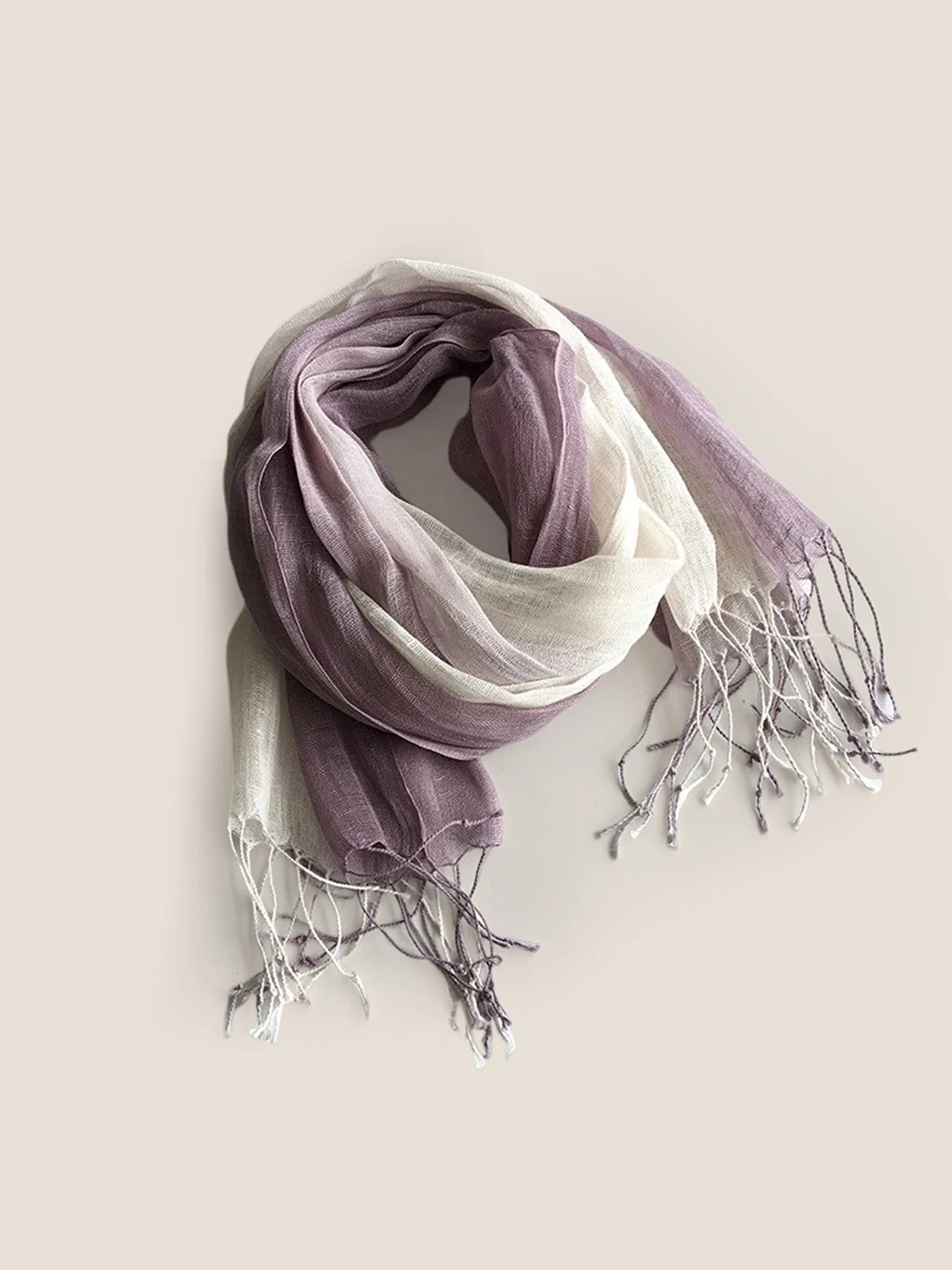 100% Linen Gradient Fringed Light Scarf - Image 2