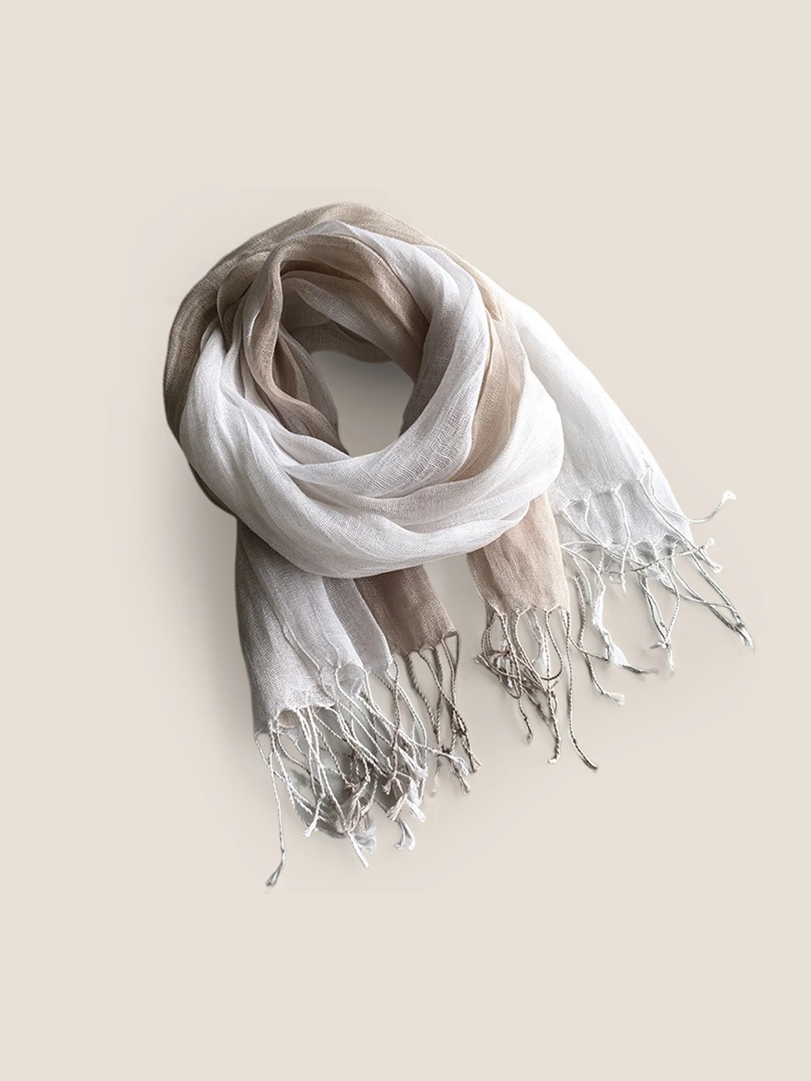 100% Linen Gradient Fringed Light Scarf - Image 7