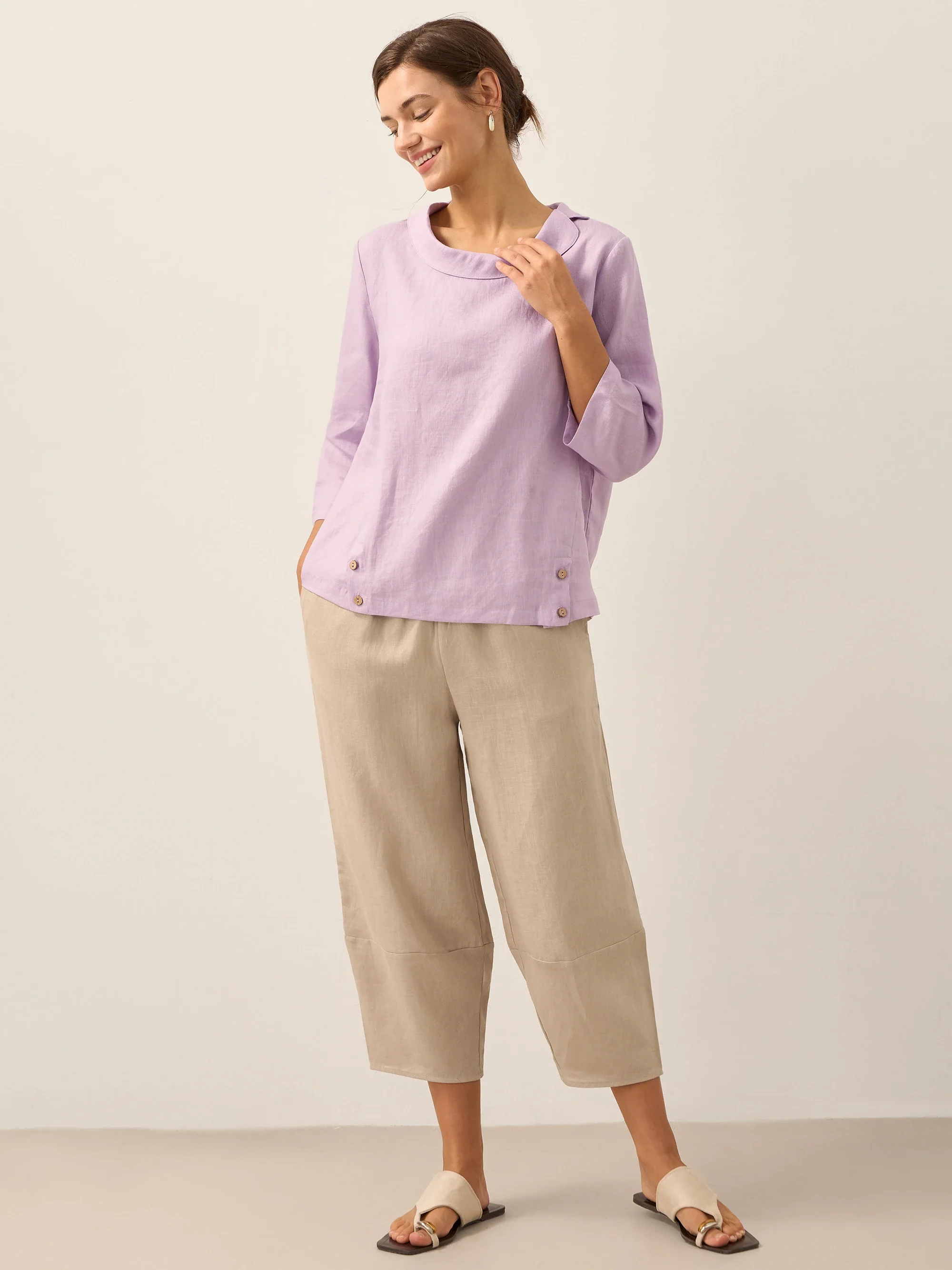 Linen Round Soft-Fold Collar Top LAURA - Image 12
