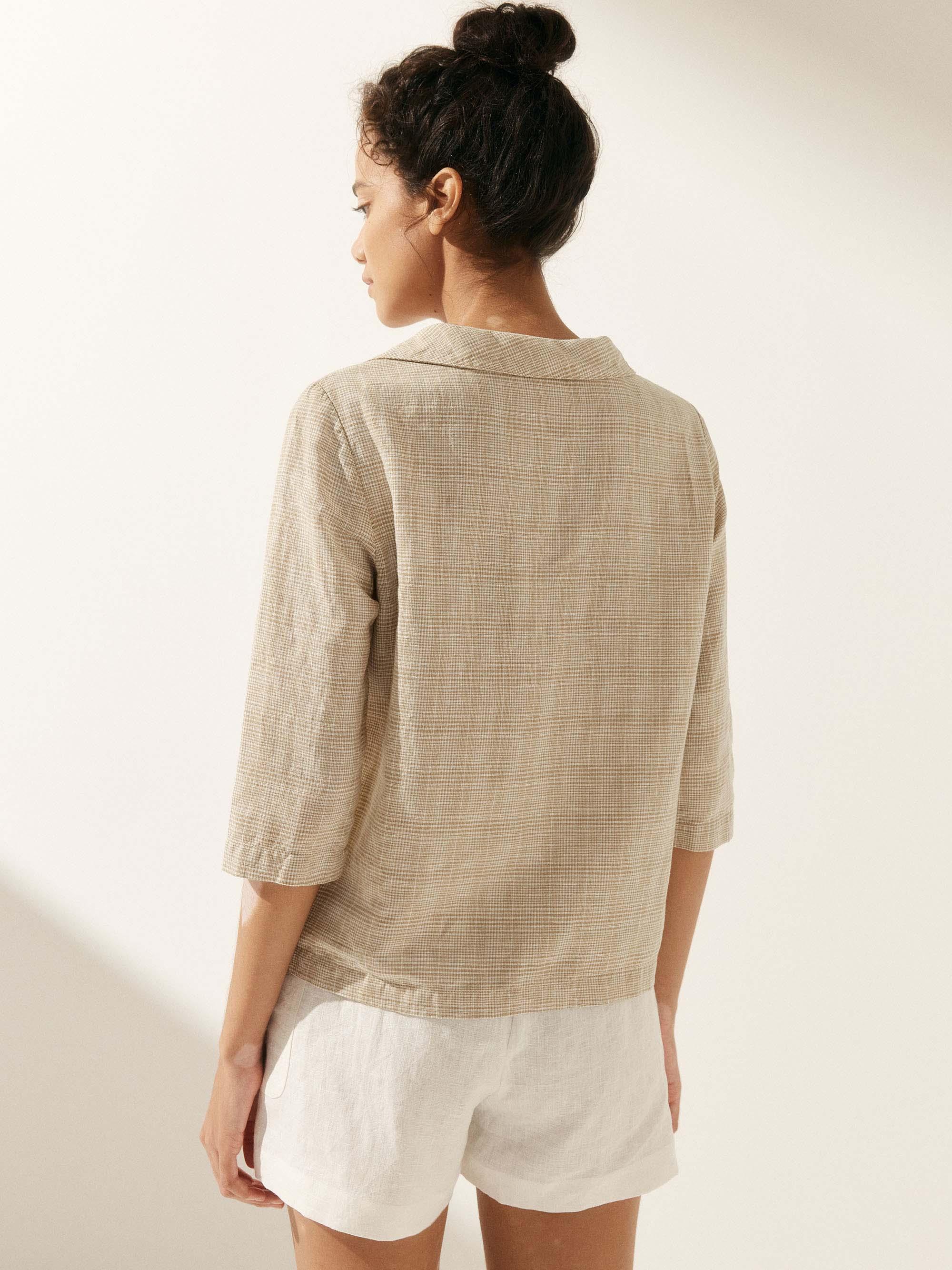 Linen Round Soft-Fold Collar Top LAURA - Image 29