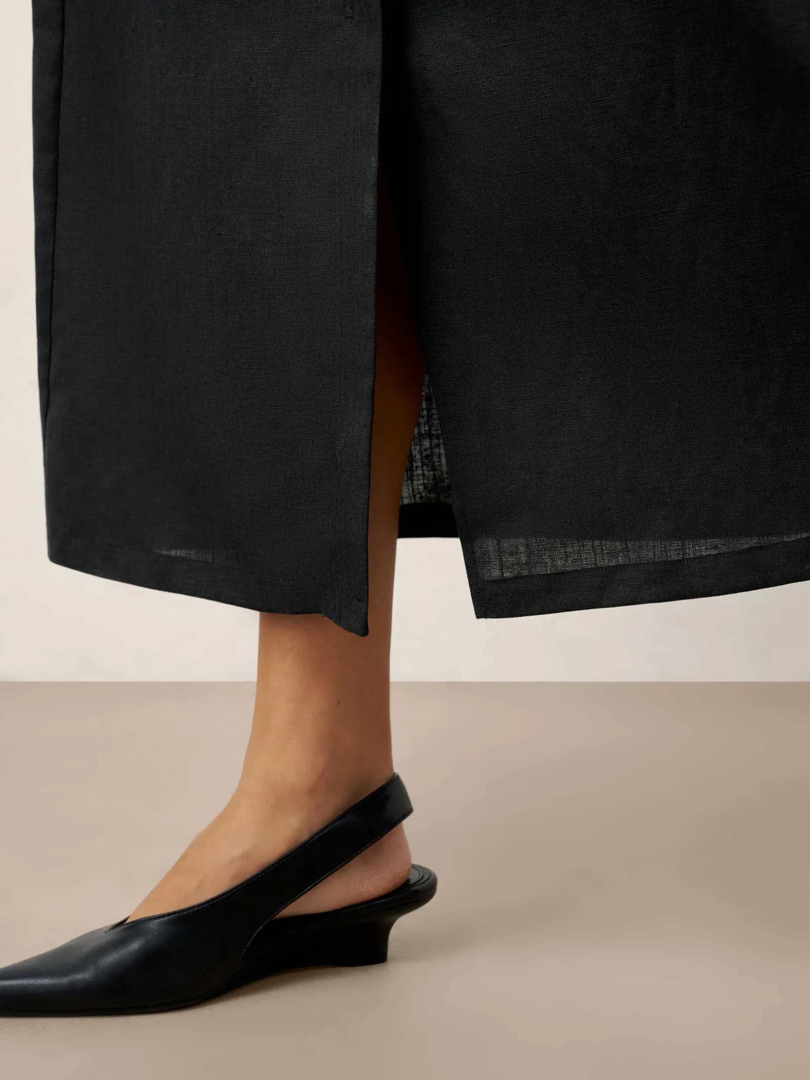 Linen-Lyocell Patch Pocket Placket Skirt LYRA - Image 8