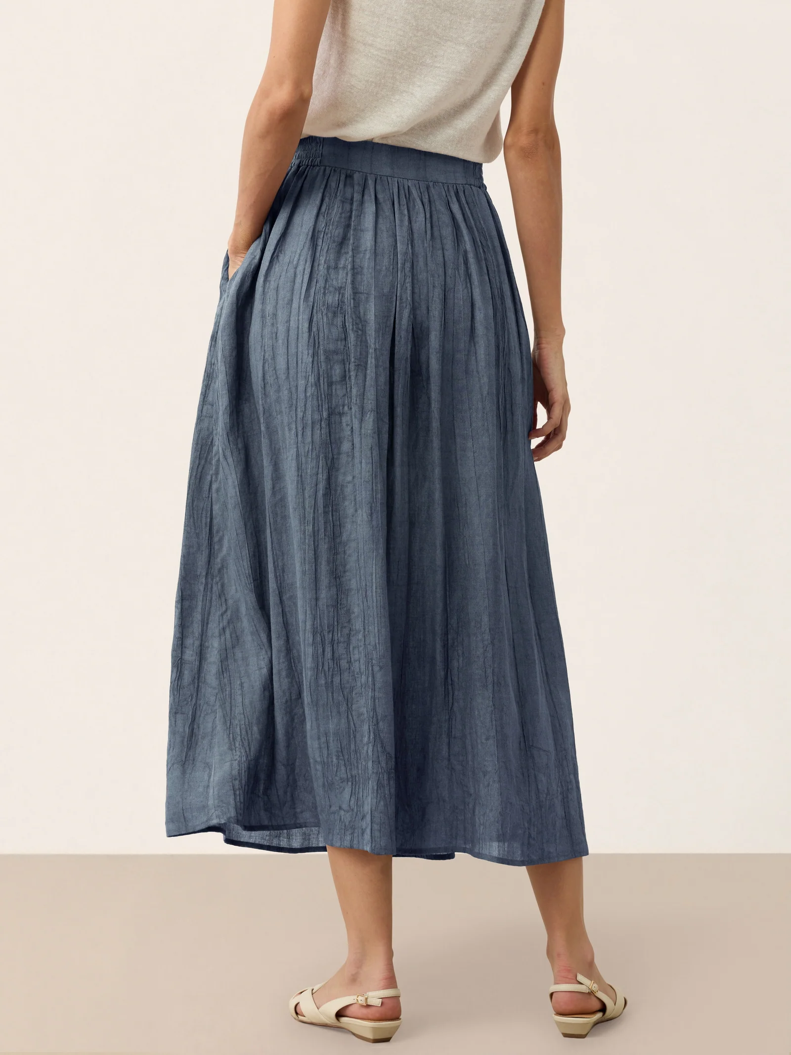Lyocell Textured Pleated Waist Skirt ROSAMUND - Image 16
