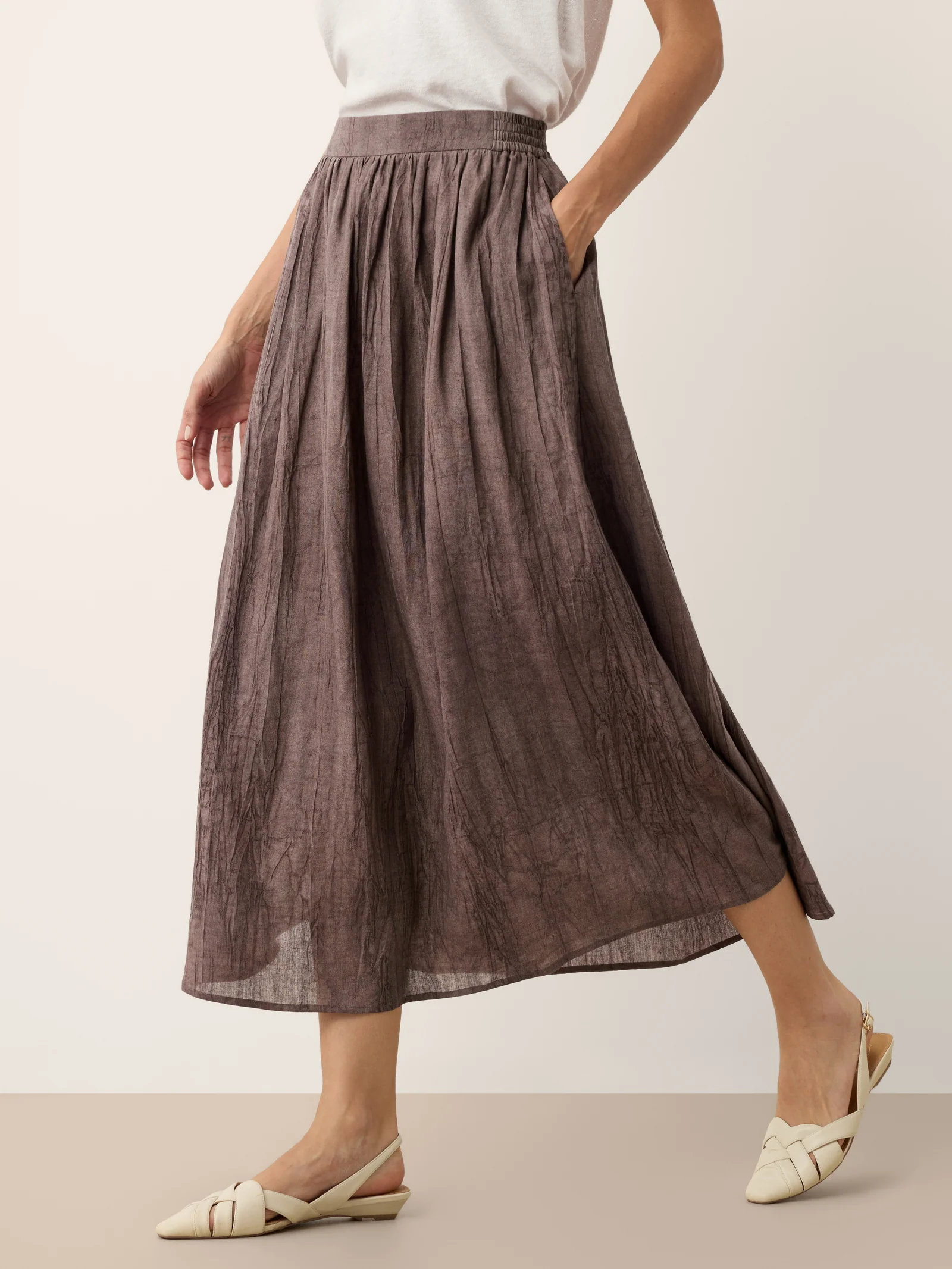 Lyocell Textured Pleated Waist Skirt ROSAMUND - Image 4