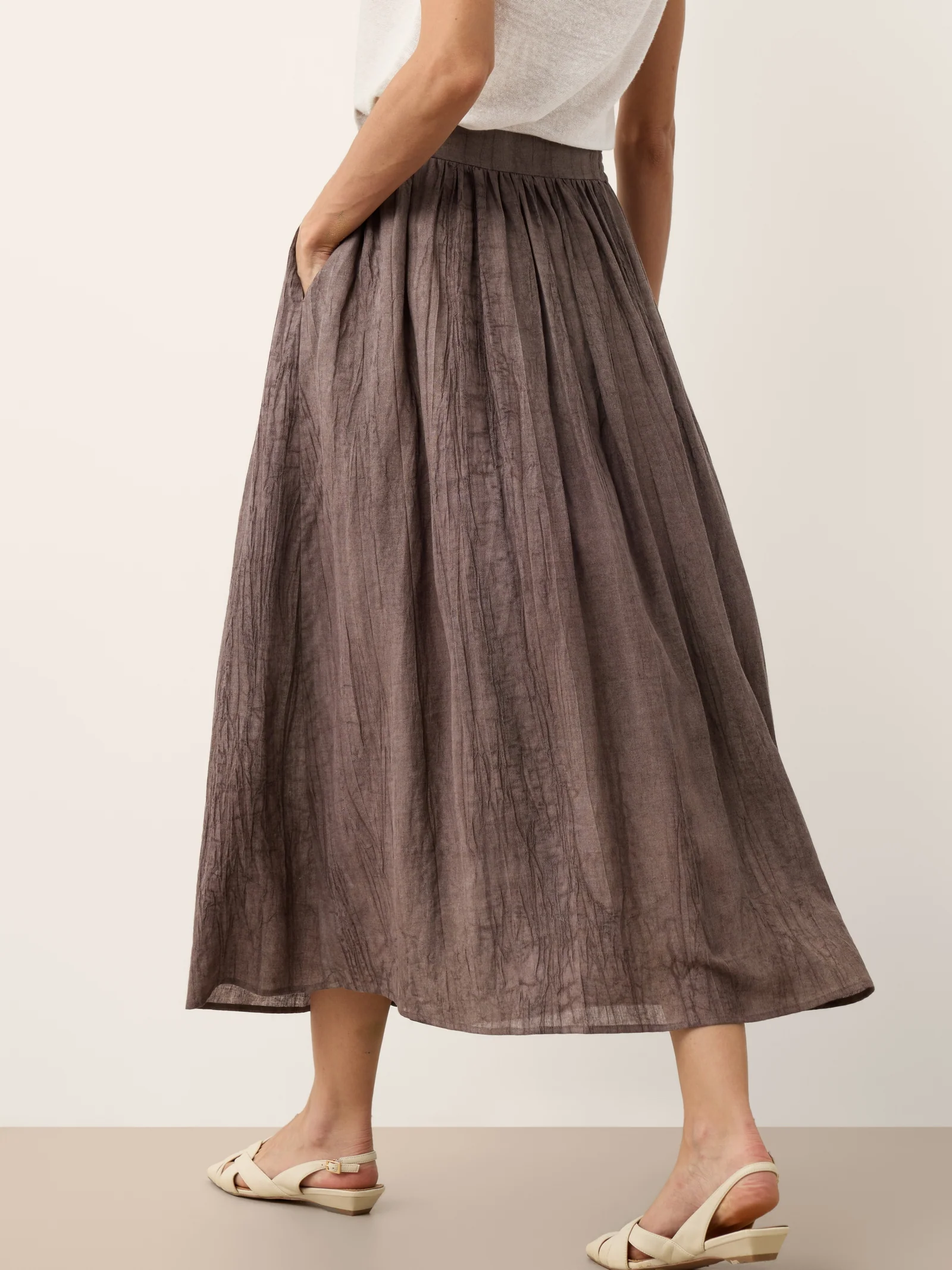 Lyocell Textured Pleated Waist Skirt ROSAMUND - Image 6