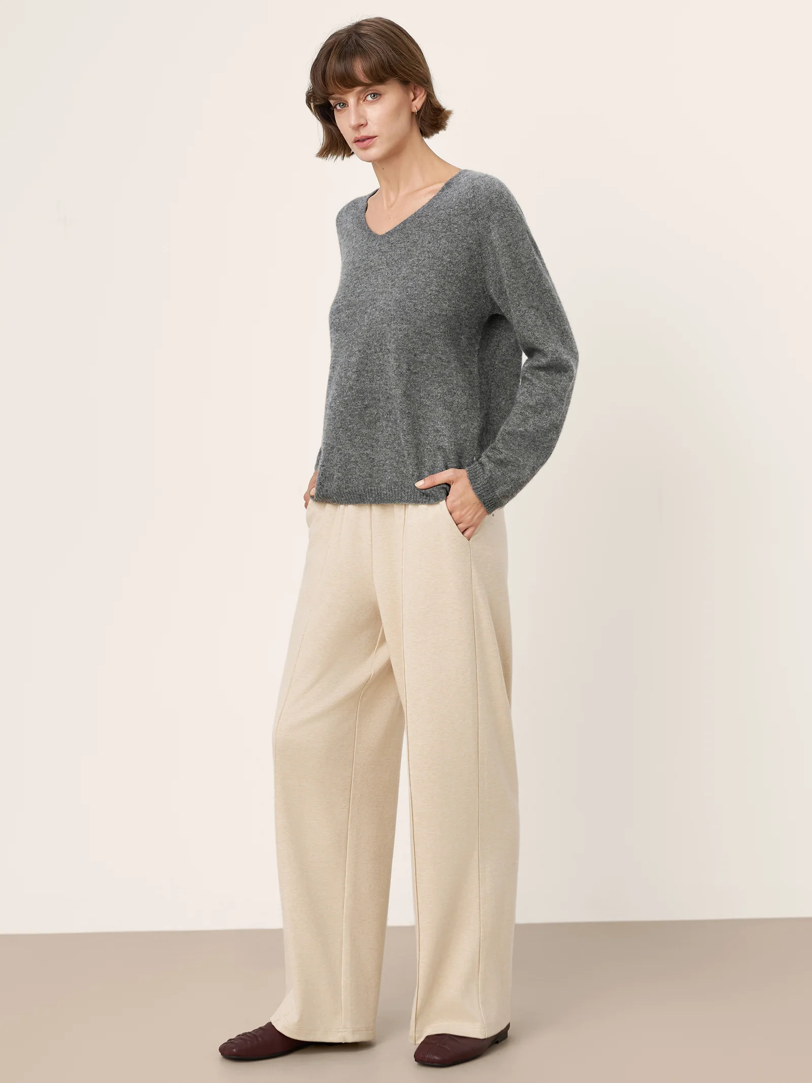 Mongolian Cashmere & Mulberry Silk Seamless Ribbed Trim V-Neck Sweater TESSA - Image 5