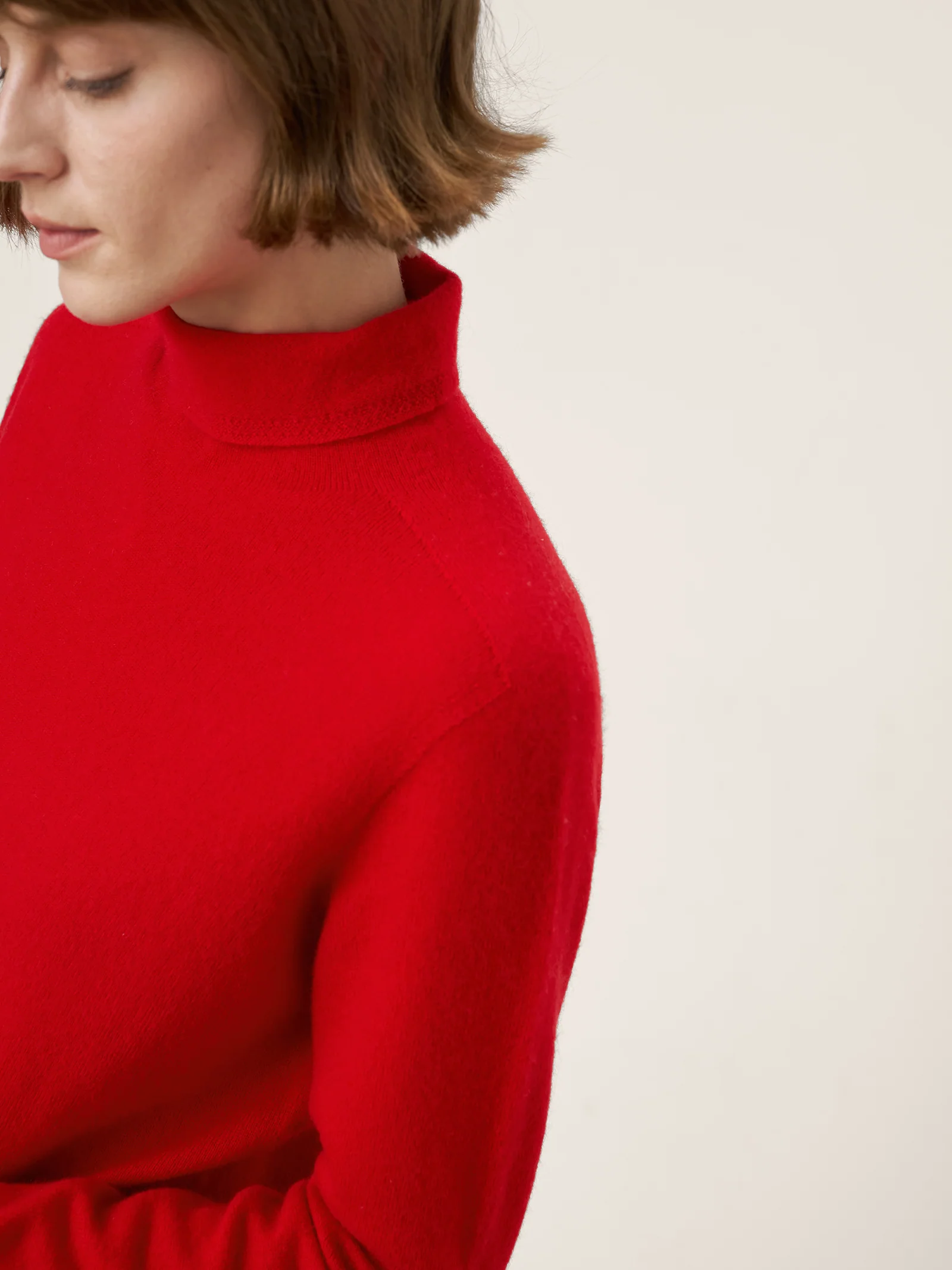 Premium Cashmere Blend Hand-Finished Seamless Turtleneck Knit Top TOVE - Image 8