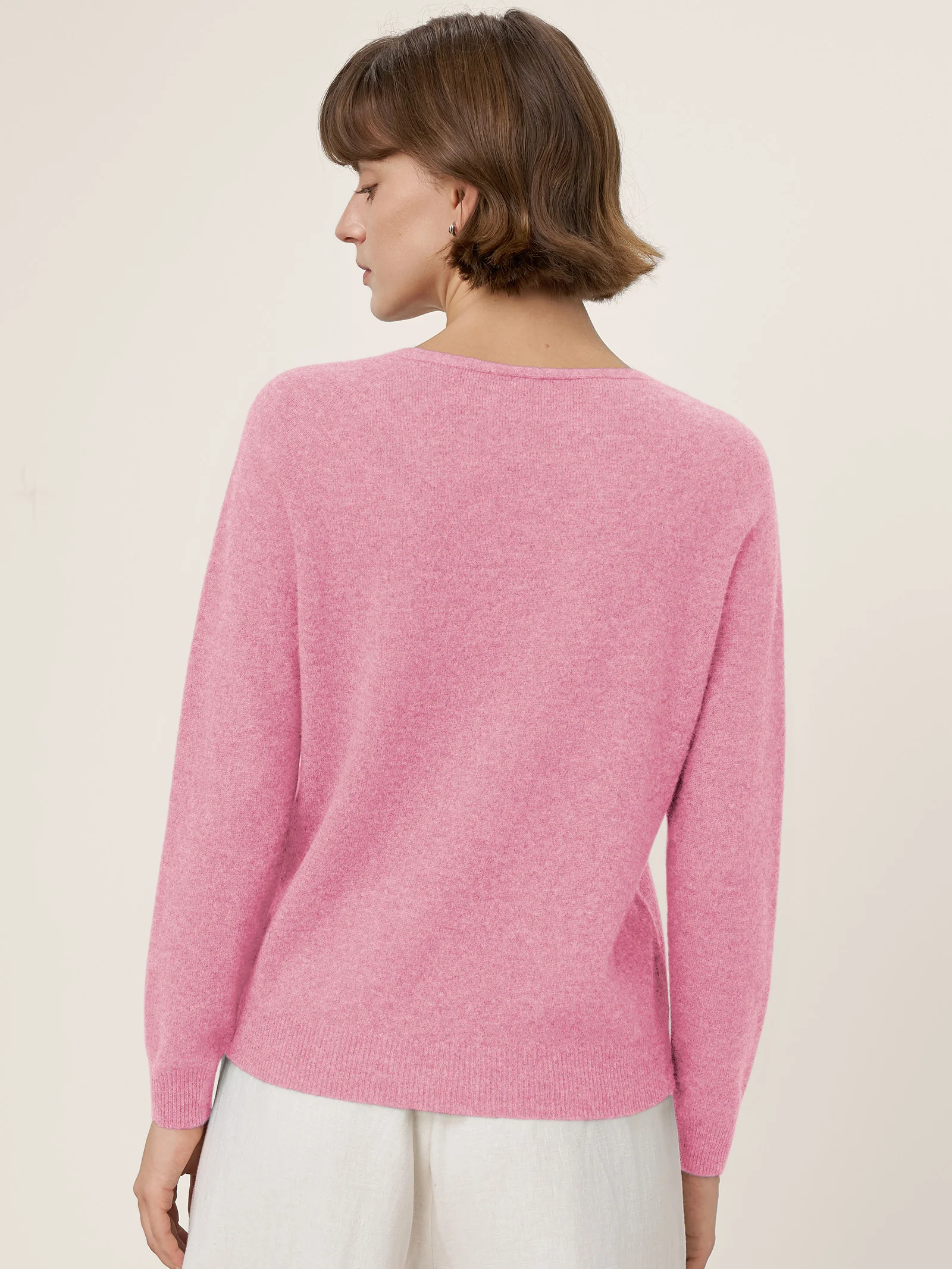 Premium Cashmere Blend Hand-Finished Seamless V-Neck Sweater SURI - Image 22