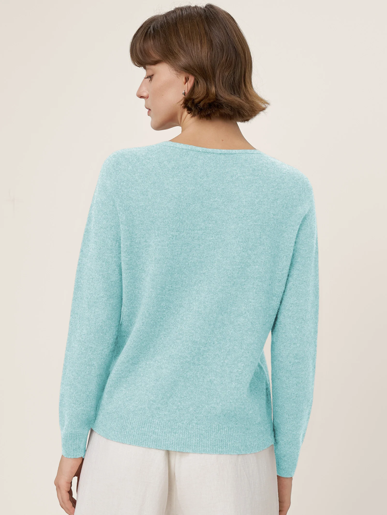 Premium Cashmere Blend Hand-Finished Seamless V-Neck Sweater SURI - Image 24