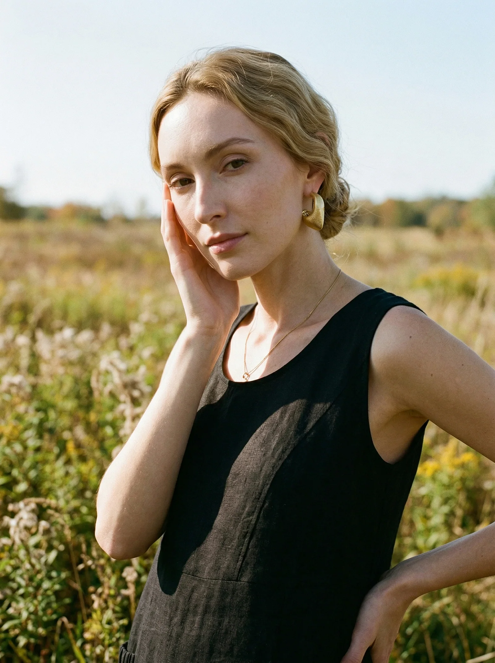 Textured Oval C-Hoop Earrings - Image 3