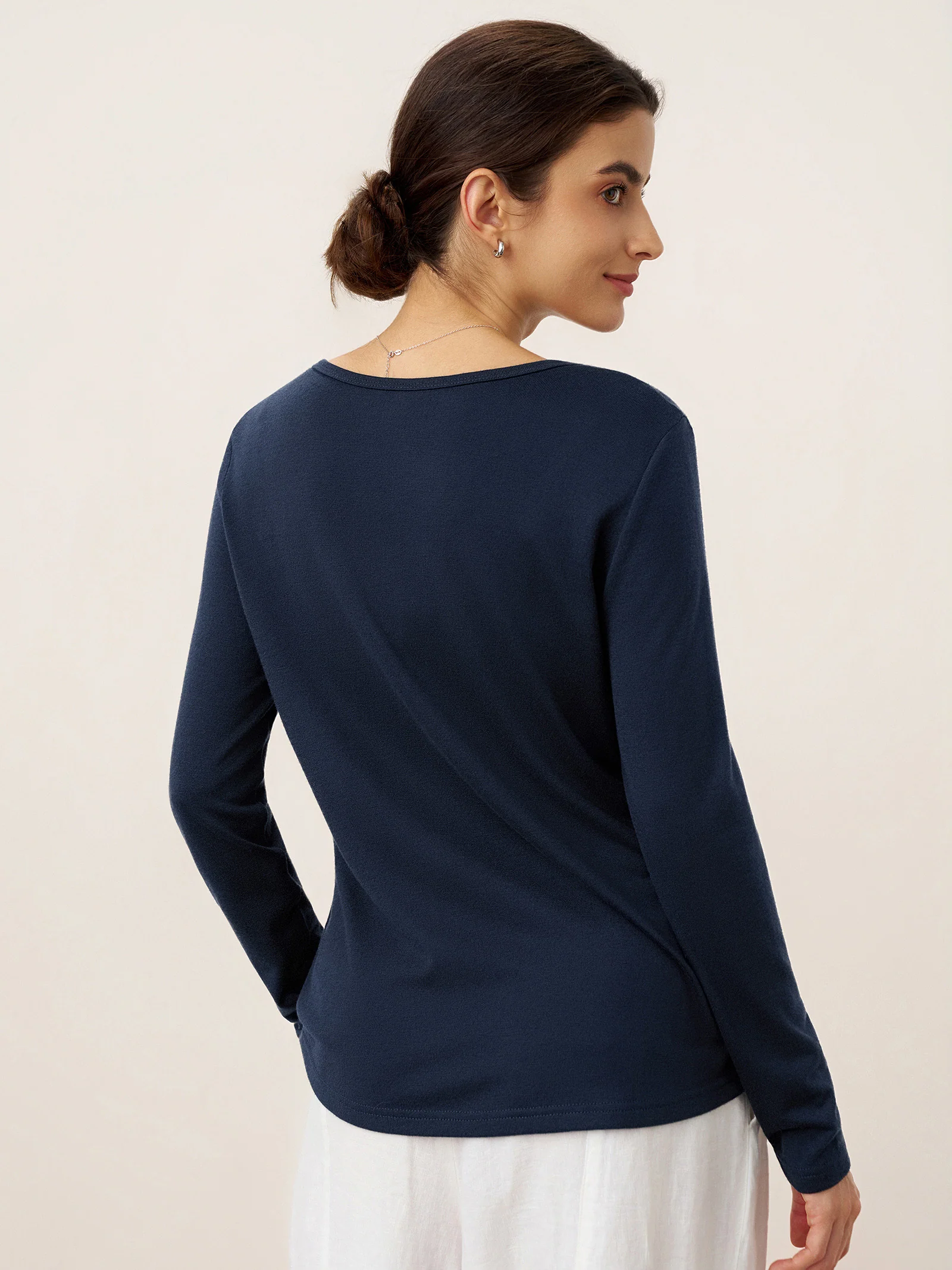 Bamboo Viscose Textured Pleated Shell Accent Stretch Top ZINNIA - Image 3