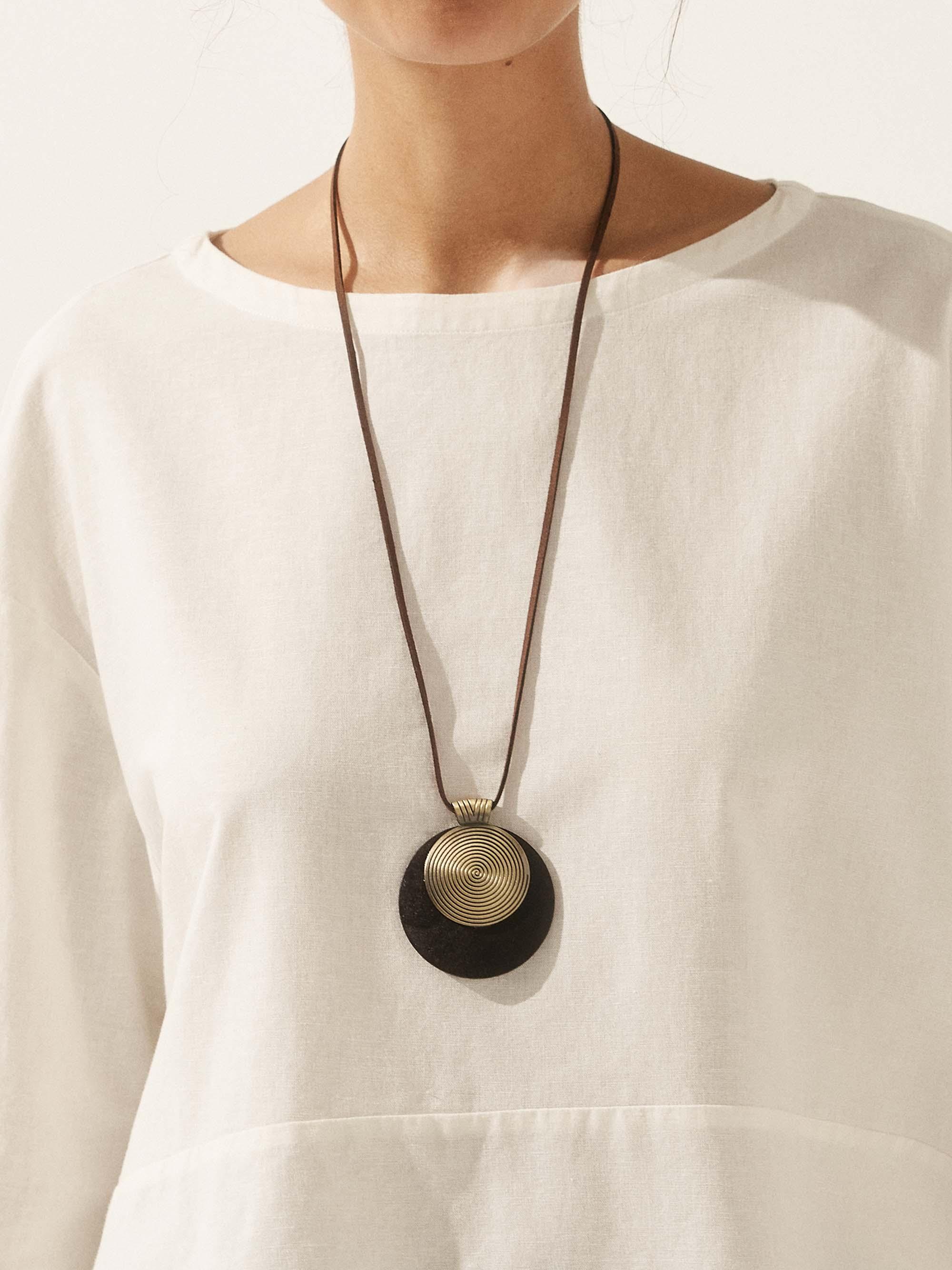 Vintage Wooden Rings Long Necklace - Image 5